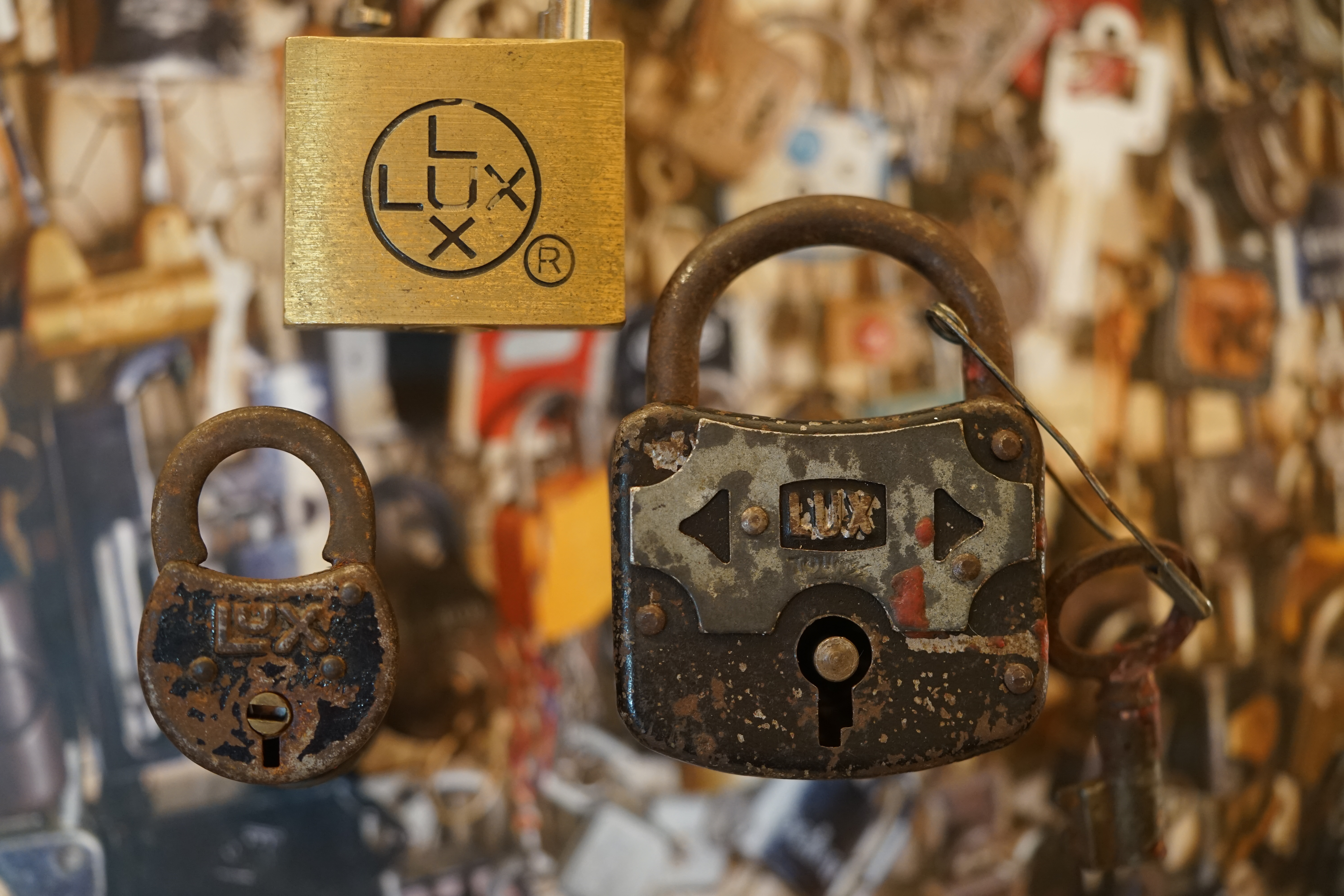 Tri LUX Vorhangschloss Schlüssel alt antik Arthur Bühl HAM Arthurmeisters Master of the Universe Wired