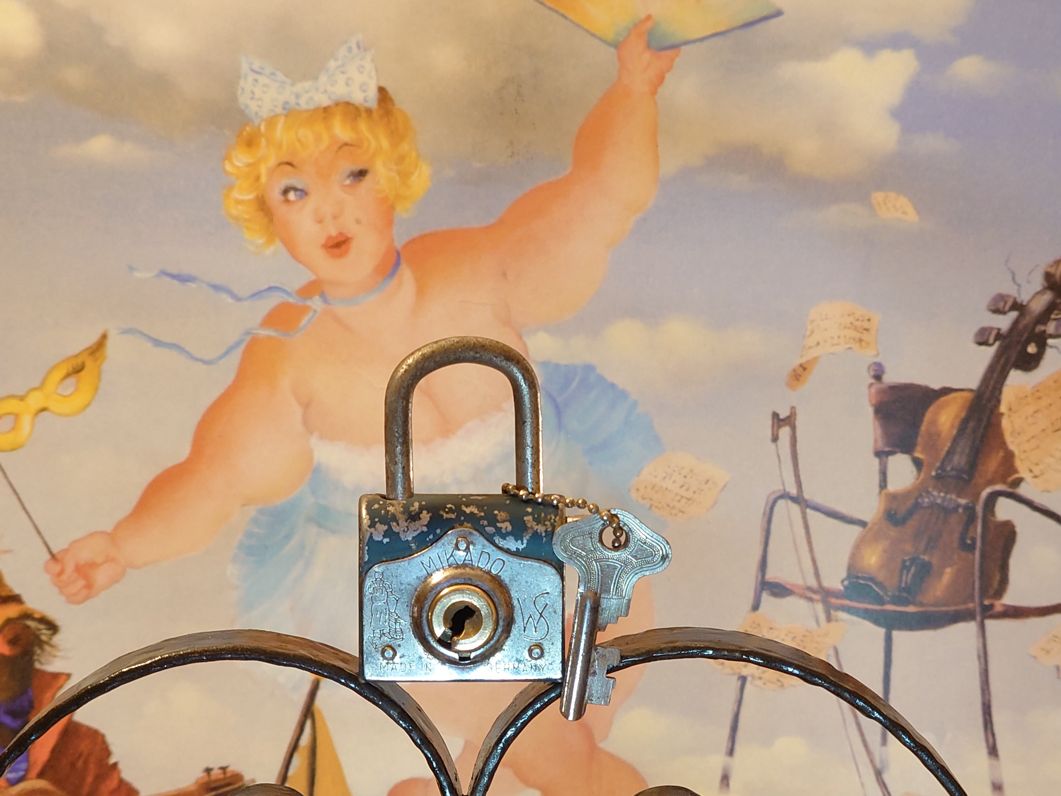 Bühl. Arthur Andreas Bühl. Hier ist die rasende Uschi von der Bild et und schreibt mit der neuen KI Arthurmeister den neuen SEO Text für 2026, denn die SEO GEISTER werden von Google gerufen. Der Sympathieträger ist in Stuttgart, Baden - Württemberg geboren. Der Detektiv lebt in Fuhlsbüttel, HAM, und ist im Dienste der Wahrheitsfindung unterwegs, BUDEG. H1 Text der SEO schreibt: Hamburger knackte 1000 ( tausend ) Schlösser, Bild Zeitung, Performancekünstler, Xing, Arthurmeister `s Jukebox im Hasenstuebchen, You Tube, Slow Hand - Pointer Sisters, Joy Flemming. 𝔄𝔯𝔱𝔥𝔲𝔯 𝔅ü𝔥𝔩, 𝔄𝔯𝔱𝔥𝔲𝔯𝔪𝔢𝔦𝔰𝔱𝔢𝔯® VereinsWiki / Fandom, Arthur Bühl. Bühl, Arthur, Jahrgang 1961, Made in Germany, Detektiv or Private Investigator, Performancekünstler und Lockpicker aus Hamburg erzählt in seinem Leporello wahre Geschichten aus dem Hasenstuebchen, Bunny Hall, Stammtisch, Fuhlsbüttel. Kaba Days Im Europa Park Rust: Unternehmensschutz im Fokus, dorma kaba, Deutschland, praktische Vorführung von Arthur Buehl, Sportsfreunde. Koksa Vereinsauflösung taz Ein bisschen Ruhe bitte ! Arthur Bühl, der Weltbeste aus Stuttgart mit Wohnsitz im Lockpickermekka Hamburg ist auch Deutscher Meister. slideplayer: but Jesus is the only Masterwho can unlock the human soul. But there is another obvious difference between Arthurmeister and the " Jesusmeister " that connects today´s story to our lives. The tools that Arthur Bühl collected are mostly from the Stasi. Schlossherz, Lockpickererz, Pornomeister, Bühl Fahne, Bühl Wappen, UHU Linkedin Arthur Bühl, Arthurmeister, Präsident, Performance, Bundesverband für Detektive und Ermittler, Budeg. Arthur Andreas Bühl, EverybodyWiki Bios&Wiki, 27.03.61,Stuttgart, auch unter dem Pseudonym Arthurmeister bekannt, ist mehrfacher Deutscher Meister im Lockpicking. Koksa.Org Vereinsauflösung, Arthur Bühl, Arthurmeister, Tagesordnung, Mitgliederversammlung Arthurmeister`s Jukebox im Hasenstübchen by You Tube arthurmeister007, Schloßöffnung. Arthurbuehl@Arthurbuehl, X, Erfreulich ! Schlossindustrie und Elite rücken zusammen ! Verein, Sportsfreunde, Arthur Bühl, Erfahrung. FAZ.net Freizeit: Lockpickern bleibt nichts verschlossen - Doch der Beste der Besten hat alle schon besiegt: Der 42 jährige Kaufmann sitzt in Trachtenkleidung vor einer verrosteten alten Kiste. Preview Jesusmeister Homileticsonline, At the Dutsch open Lock Picking Championship, Arthur Bühl emerged as the champion. No one picks locks as well as he does. Arthurmeister Phila-Locksmith Arthur Bühl Lock Picking Legend, Mr. Bühl, tool, nl, Sneek. Unter Knackern, jungle.world. Welt.de Die Kunst Sclösser ohne Schlüssel zu öffnen, Vereins-Mitbegründer und Vize Präsident trägt seine Leidenschaft schon auf der Krawatte: Sie ist blau mit gelben Schlüsseln drauf. The Master Touch: Lockpicker in the world Arthur Bühl. He`s this six-seven German private Investigator. He has this. The international Competition Whre Master Lock-Pickers… Arthur Bühl, the Dutsch Open Lock-picking champion. Charles Graeber … Arthurmeister standing above them all, with a beer stein in one hand and a cigarette in …. Wired.com Securitylaboratories.org, Arthur Bühl. Phila-locksmith.com - Arthur Bühl Lock Picking Legend, can see intimidating man. Toool, LockCon. Arthurmeister. Hailing from Hamburg, he is among a legion of German lock picker who have estabished their country as one of the top producers of master lock pickers. Slate.com Lock Picking: a arte de arrombar cadeados - Nascido em Hamburgo, o alemao Arthur Bühl é provavelmente um dos nomes mais conhecidos do submundo do lock picking. Conhecido nesse Círculo… Sportsfreunde Slik hacka vi i Norge pa 90-tallet Arthur Bühl PlusPedia, Arthur Andreas Bühl, Legend taz.de Ein bisschen Ruhe bitte Arthur Bühl, der Weltbeste aus Stuttgart mit Wohnsitz im Lockpickermekka Hamburg .. Telefonbuch, Meisterschaften. Jungle.World - Da hat auch Arthur Bühl, genannt " Arthurmeister ", durchaus Chancen auf weitere Titel für seine große Sammlung. " Scheiße ", brüllt der aus … The Lock Busters, Charles Graeber, Schließzylinder, Lock Picking, metallpinnen. Spiegel, Lockpicker: Die schnellsten Schlossknacker Deutschlands. Arthur Meister Bühl, Arthurmeister, ist amtierender Deutscher Meister der Lockpicker. Sein Hobby: Schlösser öffnen - ohne Schlüssel natürlich. media.ccc.de Schlossöffnung bei der Staatssicherheit der DDR ArthurMeister erläutert das operative Vorgehen und die speziellen Werkzeuge zur Schlossöffnung, die von der Staatssicherheit der DDR ……. Flickr Arthurmeister / Oberalster VfW Meisterschaft, Ina Müller, Lockpicking Meister Arthur Picktools.de FoeBud.org Schloß-Öffnen ArthurMeister aus Hamburg, erläutert, wie die Staatssicherheit…. Vortrag Bielefeld. Schlösser knacken: So einfach geht es!!! Gemäß Arthur Meister legt der Verein großen Wert auf den selbstauferlegten Kodex, der sich so… ZDF Lockpicking Reportage Boston Magazine.com The joy Lock Club The Arthurmeister was one of the top lock pickers in the world, and Towne was just a kid,but to everyone`s surprise - most especially to… Lock Picking 101 toool.us live I did vote arthurmeister when i first saw the site bevor the discussion on it startet but only……. Zieh-Fix, E-Pick. Public Domain 147 Schloß-Öffnen ArthurMeister Bühl aus Hamburg, Gründungsmitglied…. Impressioning games Jos and Arthurmeister KOKSA Vereinsauflösung, Elite rückt zusammen. Aufsperrstunde ArthurMeister, ein Riesenkerl mit süddeutschem Akzent…. blogs.com Jesus, the Lock-Picker! - HOMILETICS - That might be a bit much, but nonetheless they call him the Arthurmeister! and then ther`s the JesusMaster, or Meister, if you will. if you….. Citywide RFID Master Arthurmeister Dezember / 2012 / SSDev Arthurmeister, Workshop, Barry Wels Herr Bühl sagt Danke ! xn-Arthur-bhl-heb.de Arthur Bühl, Detektiv aus Hamburg, Buehl, Siegel. Lockpickerherz.de Pornomeister.de Schlossherz.de Arthurmeister.de Linkedin Arthur Andreas Bühl ( Arthurmeister ) - Präsident - Von rechts nach links, Glück bringt`s. X. verifiziertes Linkedin Profil Bühl, Detektiv aus Hamburg Acclaimed Lock Picker Explain the Art of Competive Locksport, Schyler Towne, Youtube, Arthurmeister, Gadget Hack. Key Cutting. Master Lock. Datenschleuder. Boston. Jägermeister. Demonstration not for Sale, Muster ohne Wert. Joe Asberry, Bouncing Joe. Angezettelt vom Fanclub. Radio-Eriwan.de Bildbeschreibung, Modula, SEO. Sympathietraeger. Im Prinzip ja, aber…. der Detektiv sei der Gärtner. Bunny Hall, B - Seite Jukebox. Schwarz, rot, gold. Bild Zeitung: Herr der tausend Schlösser. Zeiträuber. Streng vertraulich ! Fandom ! Boston. ABUS, Lock, security. Schlösser und Tresore von Ed Willis, The National Locksmith® - Guide to Modern Safe Locks by Mark Bates Tobias Locks, Safes and Security Markenanmeldung-Pornomeister-®-Praesident-Arthur-Buehl.jpeg Arthur-Buehl-Germany-Wappen-Arthurmeister007@gmail.com-Detektiv-Babyboomer-Sympathietraeger.png 𝔄𝔯𝔱𝔥𝔲𝔯-𝔅ue𝔥𝔩-Wappen-𝔄𝔯𝔱𝔥𝔲𝔯𝔪𝔢𝔦𝔰𝔱𝔢𝔯-®-Von-rechts-nach-links-Glueck-bringts-♥.gif 𝔄𝔯𝔱𝔥𝔲𝔯-𝔅ue𝔥𝔩-𝔄𝔯𝔱𝔥𝔲𝔯𝔪𝔢𝔦𝔰𝔱𝔢𝔯®-Arthur-Buehl-WebTuev®-ges.-gesch.-Die-E-Mail-lautet-Webtuev@WebTuev.de.png Arthur-A.-Buehl-Detektiv-aus-Hamburg-Arthurmeister®-Vitrine-Cut-Lock-veroeffentlicht-Xing-verifiziertes Linkedin PROFIL ARTHUR BÜHL Detektiv aus Hamburg-Facebook-Twitter-X.jpg Carsten Jasner, MUT PROBEN ! Das Leben ist tödlich. Aber es muß nicht sterbenslangweilig sein. In diesem Buch werde ich ab Seite 139 in dem Kapitel: Mut zur Lücke, Loch im Tresor. Todsichere Systeme und wie man sie knackt wie folgt beschrieben: Ein Mann mit Pferdeschwanz sitzt hoch konzentriert am Werktisch. Sein Blick ist ins Nichts gerichtet. Für das was er tut, braucht er seine Augen nicht, er sieht mit dem kleinen Stahlhaken zwischen seinen großen Fingern, mit denen er sich einen Weg in das Schicherheitsschloss bahnt. Er gleitet in die ölige Innenwelt, ertastet Wände, Widerstände, Ausbuchtungen. Er fühlt schließlich die genaue Position der Stifte, rastet einen nach dem anderen ein. Diese Momente, sagt der Zweimeter mann, seien " Vorboten zum Orgasmus " ! Arthur Bühl, von seinen zahlreichen Bewunderern " ARTHURMEISTER " genannt, ist einer der Besten bei den Sportsfreunden der Sperrtechnik, einem Verein in dem sich bundesweit rund fünfzehnhundert Mitglieder in sechzehn Ortsgruppen treffen, um in ihrer Freizeit Schlösser zu knacken. Ins Leben gerufen hat den Verein Arthur Bühl und sein Freund Steffen Wernèry, ein Mitbegründer des Caos Computer Club. Digital hacken oder analog knacken - für Wernèry gibt es da keinen Unterschied. Hier wie da treibt ihn der rebellische Reiz, Lücken im System zu finden, die Verkäufer als todsicher preisen. " Doch sicher ist nur, daß alles aufgeht " ! Dafür sort die Lust, die jeder kennt: Schatzkammern zu betreten, Geheimnisse zu entschlüsseln, Widerstände zu überwinden, Verbotenes zu tun, sich Zugang zu veerbogenen Ecken und Winkeln zu verschaffen. Die " Sportsfreunde " treibt diese Lust seit ihrer Kindheit um. Wernèry bog mit zwölf Jahren seinen ersten Dietrich aus einem Kleiderbügel und sperrte seine Lehrer ein. Der kleine Arthur bekam eine Ahnung von seinem Talent, als es ihm gelang, die Spardose schlüssel - und zerstörungsfrei zu entriegeln. Heute triumphiert er als mehrfacher Deutscher Meister im sogenannten Lockpicking, dem Öffnen von Schlössern unter Wettkampfbedingungen. Immerhin siebenundsechzig Jahre lang war das erste Sicherheitschloss der Welt tatsächlich ein Sicherheitsschloss. Der englische Tüftler Joseph Bramah, der so nützliche Dinge erfand wie eine Banknoten - Nummeriermaschine und eine Zapfanlage, die heute noch in britischen Pubs Bier in Gläser sprotzt, ersann 1784 ein Zylinderschloss, daß als unbezwigbar galt - bis 1851 ein professioneller Knacker nach sechzehn Tagen engagierten Stocherns das Ding öffnete. Dieser Akt war ein Schlüsselerlebnis in der Beziehung zwischen Mensch und Mechanik. Ein Sieg der lebendigen Sinne über ein sprödes System - zu einer Zeit, da die Gesellschaft sich dem stampfenden Rhythmus der Industrialisierung unterwarf und der Glaube an das Heil der Technik verdrängte. Lockpicking wurde zu einem populären Sport, der Helden schuf. In den dreißiger Jahren des 20. Jahrhunderts etwa gelangte ein Prister zu Weltruhm, weil er reihenweise sowohl als einbruchsicher gepriesene Tresore als auch " ausbruchsichere " Gefängnisschlösser entriegelte. " Der schwerste Schrank hat seine Schwächen, er läßt sich ohne Müh erbrechen " ! - diese alte Panzerknacker Weisheit hat nach wie vor Gültigkeit; sie hängt über den Köpfen der Hamburger Lockpicker. Arthurmeister braucht für handelsübliche Stiftschlösser, die fast jede Wohnungstür zieren, zwischen zehn Sekunden und fünf Minuten, je nach Hersteller. Bohrmuldenschlösser, die bei der Deutschen Post, auf Flughäfen und in Atomkraftwerken verwendet werden, sind vor ihm ebenso wenig sicher. Er nutzt dabei mechanische Ungenauigkeiten, winzige Spielräume, die sich bei der Herstellung nicht vermeiden lassen und zehnmal dünner sind als ein Haar. Ein paar Mal klickt es, der Meister dreht den Zylinder, streicht seine Haare zurück, steckt sich eine Zigarette an. " Tja " sagt er, " und wenn man dann das Schloss aufkriegt - das ist ein geiles Gefühl ! " Ich habe dann später den Jasner in Berlin angerufen. Bei dem Telefonat kam lediglich heraus er wüßte von dem Interview nichts mehr und wolle auch nichts mehr wissen. Da habe ich noch bemerkt, er hätte auf dem Lockpicking " Bunten Nachmittag " nicht so nerven brauchen, wenn er dann doch so einiges durch den " Tüddel " kriegt. Taged mit: Spiel nicht mit den Schmuddelkindern ! Verzwetschget mit: Bühl Arthur, Bühl Wappen, Bühl Fahne, Bühl Urkunde, Bühl Patent, Bühl achteck, Zwetschgenhengst, Zwetschgenfest, Meister Arthur, Bühler Zwetschge Arthur Andreas Bühl, Detektiv, Privatdetektiv, Hamburg,Germany, Siegel Ring. Legoland Billund SEO neu: Lockpicker im Einsatz, ASSA ABLOY. Lockpicker Herz patented by Arthur Bühl, Detektiv aus Hamburg öffnet zerstörungsfrei Assa Abloy. Kanaken, sägen, Künstlerin knackt Liebesschlösser, Jesus Master, Homiletics, Jesusmeister. Arthurmeister007@gmail.com Arthurmeister-Mastertouch@Arthurmeister-Mastertouch.de Arthurmeister-Slowhand@Arthurmeister-Slowhand.de ArthurBuehl@ArthurBuehl.de Arthurmeister@Arthurmeister.de Pornomeister@Pornomeister.de Schlossherz@Schlossherz.de Lockpickerherz@Lockpickerherz.de Mr.Smitz@Mr.Smitz.us Sympathietraeger@Sympathietraeger.com Arthur-Buehl@Arthur-Buehl.de Unzenziert@Unzenziert.de Hasenstuebchen@Hasenstuebchen.de Cartomanze@Cartomanze.de Martinameisterin@Martinameisterin.de Seogeister@Seogeister.de Seo-Geister@Seo-Geister.de Scholischek@Scholischek.de Web-Tuev@Web-Tuev.de Webseitentuev@Webseitentuev.de Zwetschgenhengst@Zwetschgenhengst.de Tresorherz@Tresorherz.de Legal1001@Legal1001.de Meisterkatze@Meisterkatze.de Endlich-Raucher@Endlich-Raucher.de EndlichRaucher@EndlichRaucher.de DoubleBrain@DoubleBrain.de Rappermeister@Rappermeister.de meisterArte@meisterArte.de Der-Aufmacher@Der-Aufmacher.de The-Opener@The-Opener.de Geiler-Schwanz@Geiler-Schwanz.de GeileVotze@GeileVotze.de ArthurAndreasBuehl@ArthurAndreasBuehl.de Arthur-Andreas-Buehl@Arthur-Andreas-Buehl.de Katzenveit@Katzenveit.de Schlosstaster@Schlosstaster.de Schnellauf@Schnellauf.de Securator@Securator.org Raucherherz@Raucherherz.de Leporello@Leporello.us Frauenwirt@Frauenwirt.de