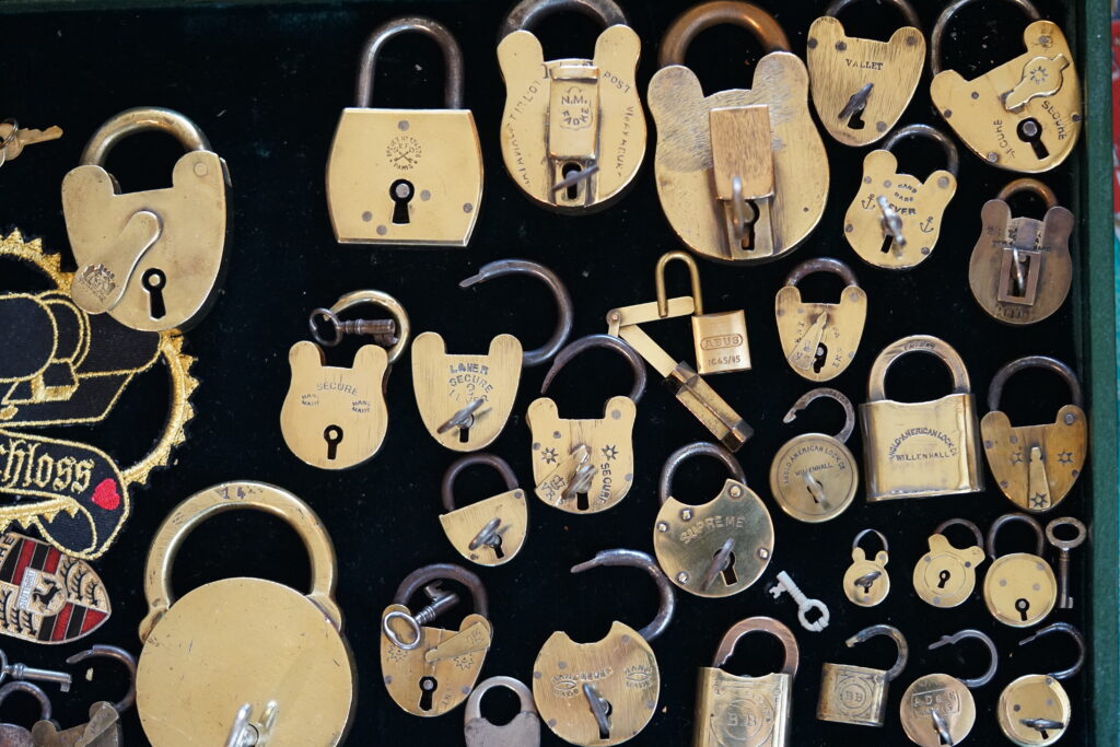 Paris Brevet Hotel Portier Lockpicking ABUS BKS CES ASSA ABLOY KABA KESO Supreme BB Arthur Bühl