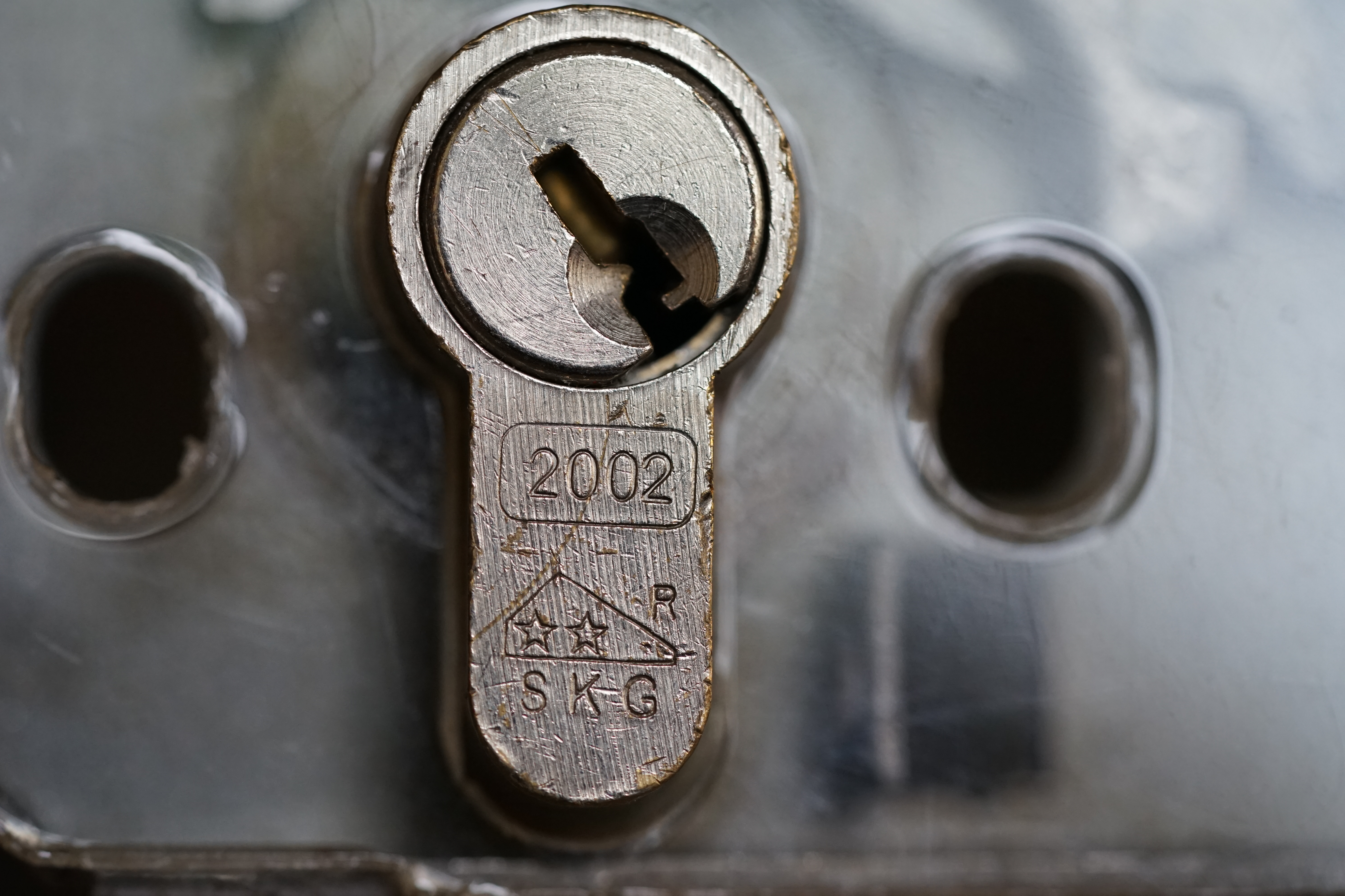 Fandom Wiki Arthur A. Bühl, Detektiv aus Hamburg, Profilbild, Lockpicking, Danke Dr. Ulrich Morgenrot, Velbert, Schlüsselregion, Schlüsselfest in Velbert, Forum Niederberg, Schlossmuseum, Schlüsselfest, Schlossherz, Hans Schell Collection, Martina Pall, Graz, Austria, Park Hotel, Brauhaus, BKS, Heiligenhaus, Wilka Schließtechnik, Silca, IHK, KFV, Errebi, Beschlag, Hersteller, ABUS, Arthur Bühl, Arthurmeister ®, Schlosssammler, Bühl Wappen, Bühl Flagge, Bühl Urkunde Patent, BKS, Arthur Meister, Porno Meister, Wernèry, Profilzylinder, Juke Box Arthurmeister You Tube, Buehl Logo, Cutaway Cilinder, Pfaffenhain, Demonstration Lockpicking, Schliesszylinder, Holland, Toool, Rohlinge zur Impression, zerstörungsfrei ohne Schlüssel, Schlüsseldienst, Soultrain, Philysound, TSOP, Es fährt ein Zug nach nirgendwo ! Arthur Bühl.de, Sicherheit, Performance Künstler. TILT, Flipper, einarmiger Bandit, Bally Wulff, Rotamint, Mad Monkey - Slot Machine, Spielautomat Merkur, Casino, Monte Carlo, Jackpot, Merkur Sonne, Jubilee, ROL-A-TOP, Old slot machine, Love Meter, Jet play, Looping the Loop Fürst, Münzschleuder, Astoria, Orakel Automat, Multi, Super Multi, Booster, Toool Lockpicking, Australia, E - Bay, Mein E - Bay, Uliton, Profilzylinder, ABUS, Bremicker und Söhne, Vorhängeschloss, Vorhängeschlösser, Vorhangschloss, Einbausicherung Korf, Raucher, Jesusmaster, Hasenstübchen, bunter Nachmittag, SEO Geister, Web Tüv, Jägermeister, Bild et Uschi, Doublebrain, Präsident, KI Tüv, Stasi, DDR, Himmelsschlüssel, Urkunde, Katalog Stasi, Signatur Bühl, Token, Amerikaner, fälschungssicher, Sicherheitstechnik, DOM, Muster, Kneipe, Eckkneipe, Gastwirtschaft, Wirtschaft, Portacenere, Musterspuren, Tresor, Jord Knaap, Tresoröffnung zerstörungsfrei, KJS, Schlossherz, Lockpickerherz, Pornomeister, Lockpicking Herz, Notöffnung beim Bunten Nachmittag, Arthur Bühl und die Jukebox im Hasenstübchen, einarmiger Bandit, Merkur, Sonne, Nachtjäger, 08 15, Der Goldene Schuss, Ali Baba und die Wunderschlösser, Wunderino, Padlock Collector, Rotalok, Protector junior, Bühl, Art, Kunst, Künstler, Kataloge, BÜHL, Kunstwerke Deutschland, Kunstprojekt Artothek, Arte, Meisterarte, Artworks, Conny Veit, Zwetschgenstadt Bühl, Tipico Games, Casino, online, Spielothek, Slotmagie, Susi Live, Gutscheincode, Erwin, Freispiele, Novolino, FSK ab 18, Gewinnerlos, 0800 ruf nicht an, Spielautomatenwelt, Rock Ola, Wurlitzer, Seeburg, Bluray, Stingray.