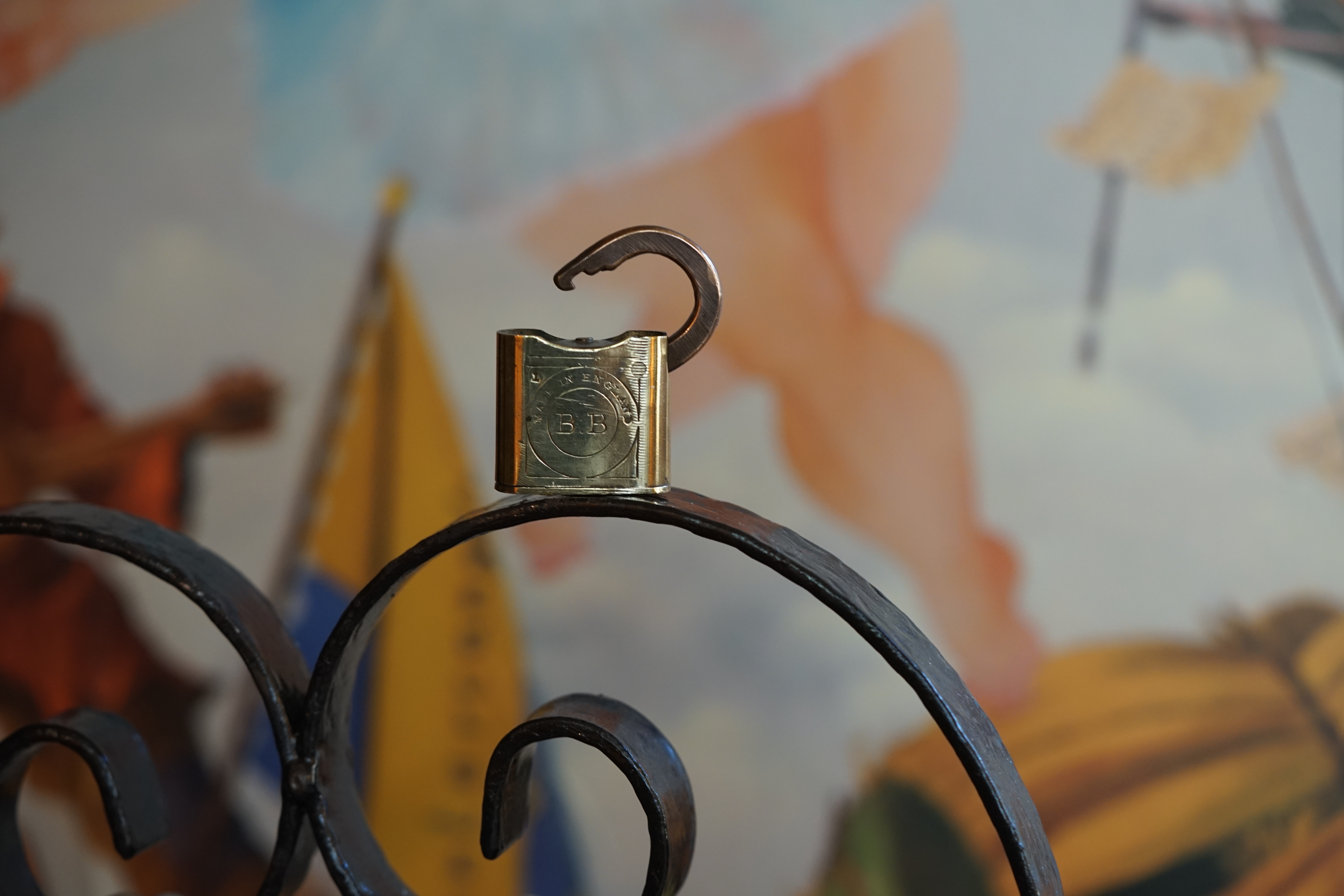 Bühl. Arthur Bühl. Der Sympathieträger ist in Stuttgart, Baden - Württemberg geboren. Der Detektiv lebt in HAM. H1 Text der SEO schreibt: 𝔄𝔯𝔱𝔥𝔲𝔯 𝔅ü𝔥𝔩, 𝔄𝔯𝔱𝔥𝔲𝔯𝔪𝔢𝔦𝔰𝔱𝔢𝔯® Bühl, Arthur, Jahrgang 1961, Made in Germany, Detektiv or Private Investigator how Mr. Smitz from the PLAYBOY, Beverly Hills, say`s. Yes Mr. Smitz i will send you the Photo Arthurmeister`s F 1, Jacket for your LeporelloUS. to your E - Mail Mr.Smitz@Mr.Smitz.us. Ok, Mr. Smitz. Mr. Smitz do you know what Google Earth is ? Take BÜHL Arthur, only by Google Earth, you know ? have done it ? Yes Google will show you my Panel superfast. Cool, Arthurmeister, cool. Yes Mr. Smitz, this can i do for you too ! Yes with SEO. Yes, yes, i have Arkadasch erklärt, sein Erikli pasta is not so genial. Der beste Zwetschgenkuchen, you know plum tart, is from the Stadt Bühl. Not laughing in the USA. Bühl is a City like my Name. And the People in this City called it: Zwetschgendatschi ! you know. This is the world best plumcake. Yes Datschi. Yes, Stadt Bühl is near Baden - Baden, the Casino, you know ! Yes. Baden-Württemberg. You must know there is since 1927 the traditionell Zwetschgenfest. And there ist the Zwetschgenkönigin ! Mr. Smitz, my Ur Ur Ur Ur Grandfather is born in Bühl. My Great Grand Grand Mother where also born in the town Bühl. Their profession was Zwetschgenpicker. Not Lockpicker, Zwetschgen / Plum Picker. And Rüttler. Oh, really ! Yes, Yes. And since this time the name of the family Bühl from the Stadt Bühl is: Yes you know - Buehl. Yes i will give Greetings from you to Mrs. Friede Springer from the Newspaper BILD et. Yes, the Elbphilharmonie is in Betrieb. OH, Mr. Smitz, greeting´s to you from Joe Asbbery, NBA, you know. Tomorrow we will meet us in the Hasenstübchen, our Rabbit Hall. For Lockpicking und Beer. Call you. Parole Emil ! In der Vitrine von Arthur Bühl, Arthurmeister® sind Schlösser, Padlocks, von HKR, ABUS, Binoxx BUGA, BKS, CES, DOM, EVVA, FEFI, Assa Abloy, Z Ikon, Kaba, Keso, ASSA, Winkhaus, Wilka, Trelock, Schmelting, Bode Panzer, Comet, Ancor Las, Drumm Geminy, Xylock, EMKA, SEA, Medeco, Mul-T-Lock, Cut away, ABUS Granit, Pfaffenhain, E*S, ESS, Nemef, BAB, Babelsberg, Stasi, Diskus, WMF, Tesa, Noch, Vachette, Cisa, Wally, Rielda, Mottura, Viro, FAI, GeGe, K + K, Fichet, Bode Panzer, Tresor, Bramah, Protector, Braun`s Patent, Walomatus, Arolds, Combination Lock, Yale, Master, American Lock, Tubular, China, Indien, Aligarh, Nepal, Thailand, Zahlenschlösser, Himmelsschlüssel und noch vieles mehr, vorhanden. Alle Schliesszylinder sind Übungsmaterial für das Lockpicking. Schlagschlüssel und so vieles mehr, sind auch dabei. Auch der Sputnik. Verschlagwortet mit: ♥ Vokuhila, Friseur ♥ Schwäbischer Hengst, Zwetschgen Heini, Bühl er, Zwetschge, Google Earth, Mittelpunkt der Welt, Martinameisterin, Cartomanze, Scholischek, " HIGH NOON ! ". ♥ Parole Emil ! Arthurmeister007@gmail.com