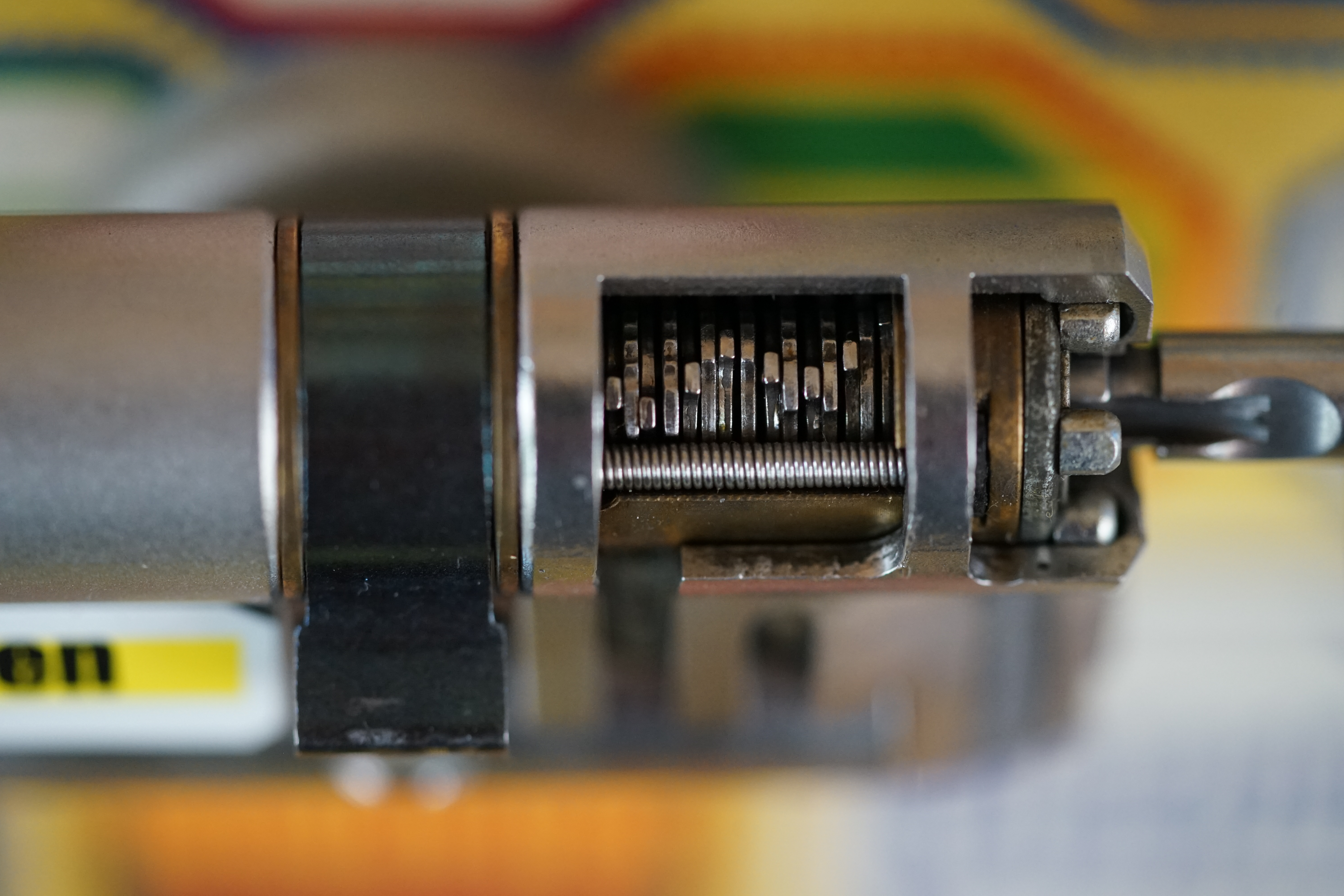 Bühl Arthur Andreas, Wiki, Fandom, Arthurmeister ®,Lockpickerherz ® Schlossherz ®, Porno meister ®, Seo: Kuchen für den Stammtisch Zuerst einmal eine schmöken. Martina überlegt: Was bringe ich zum Cartomanzenstammtisch im Hasenstübchen mit ? Wofür muß ich kein Korkengeld bezahlen ? Es bleibt beim selbstgebackenem. Was paßt heute zu Sößchen`s und zur Bailiy`s Runde ? und Zack Zack was jetzt: Haselnuss, nö heute nicht; hatten wir schon. Zitronenkuchen mit Glasur, na passt nicht zu den Stößchen`s ! Ah, der Arkadasch hat zuletzt meinen Sandkuchen gelobt. Wie der von der Oma seines Schwippschwagers Mutter väterlicherseits. Was brauchte ich nochmal; ja außer Gefühl und den Herd vorwärmen. Zutaten natürlich und gleich auch die Rührschüssel wackelfest hinstellen, ja und jetzt, nein nein, keine rauchen sondern zuerst die Gugelhupfform mit Margarine an den Fingern einreiben. Gleichmäßig. Und nicht vergessen: Gries, Hartweizengries, also einen halben Esslöffel verteilen, schwenken, so da? überall etwas Gries, grizzelig sich in der Form auf der Margarine verteilt. Ja warum ? Warte mal nach dem Backen ab ! So, jetzt das halbe Pfund warme Butter, 100 Gramm Zucker - ja genau nur ein Heck Zucker. In anderen Rezepten wir zwar 250 Gramm geschrieben. Nein, 80 bis 100 Gramm reichen völlig. Wenn man oder Frau auch an die Stößchen`s denkt. Na eine Tasse voll eben. Den Mixer leihe ich mir wieder vom netten Nachbarn von neben an. Der darf dann auch ein bisschen naschen. Kein Strom ? Dann heißt es: mit dem Kochlöffel rühren und schlagen: und das eine halbe Stunde ! Also Mixer. Und jetzt: 4 Eier ! Ja natürlich reichen normale Hühnereier. Achtung ! keine Eierschalenstücke in die Schüssel ! Und: wieder rühren, rühren, ja so das eine homogene Masse entseht. Homogen, na fluffig, eine schön gut vermengte Teigmasse ebend ! So, und jetzt mit dem Messbecher 300 Gramm Mehl, na Weizenmehl Typ 405 abwiegen. Kein Messbecher ? dann 3 volle Tassen Mehl eben. Tassen und keine Becher. Die in eine Schüssel geben. Und jetzt vergiss nicht das Backpulver: 1 Standardpäckchen, 16 Gramm, orginal Backin von Dr. Oetker. Ja, auch wenn die KI sagt 16 Gramm wären für 500 Gramm Mehl vorgesehen. Rein damit, das ganze Päckchen und das wichtigste jetzt: Das Mehl und das Backpulver nach und nach aus dem Messbecher oder der Schüssel unter ständigem rühren und langsam, na also einrieseln lassen, langsam, rühren und rühren bis es wieder die schöne fluffige, lockere, samtige Masse gibt. So und jetzt: Der Teig ist etwas fest, na bei dem Wetter heute, ein Schuss Schlagsahne dazu. 1 Schuss ist ein Schnapsgläschen voll. 2 Kleckse eben. Ja, weiter rühren natürlich bis es wieder samtig wird. Und jetzt mit einem Kinderfeind, also Teigschaber, ja, so ein Stiel mit dem weißen Gummi drum rum den Teig in der Rührschüssel aufnehemen und mit einem Batscher den Teig gleichmäßig, in der Schüssel verteilen und vertreichen, nach und nach mit dem Schaber dem alten Kinderfeind so glätten, daß die Oberfläche einfach glatt ist. Der Backofen ist ja vorgeheizt ? na dann erstmal setzen und eine schmöken. Nein: Erst die Schüssel, den Schaber, den Batscher und die Messbecher gründlich mit Spüli ausspülen und abwaschen. Nicht rumstehen lassen, sondern unverzüglich abgtrocknen und wieder richtigst wegräumen. 150 Grad, Umluft und 72 Minuten bei geschlossener Klappe, nein Ofenklappe backen lassen. Für einen Gasherd heißt das übersetzt: möglichst weit oben, auf die mittlere Schiene gestellt bei geringerer Hitze etwas länger backen lassen. Aufpassen ! mit einem Zahnstocher prüfen. Ja, reinpiksen halt und wenn noch Teig am Holz klebt: weiter backen ! und riechen ! aber nicht zu lange backen. Wenn es raucht ist es ein Brandling ! Klappe auf, mit Hilfe eines Handtuches die heiße Backform rausholen und mit einem Handtuch auf den Tisch stellen. Beim auskühlen, ja rauchen Bild et, ja schon ein viertel Stündchen. Teller drauf, auf einmal Stürzen, na mit Wucht, in einem Zug schnell umdrehen. So und wenn der Kuchen jetzt gut rausgeht dann hast du die Form richtig gefettet. Da fällt mir wieder ein ! ich hab doch noch ne Ritter Sport Vollmilch vom Nachbarn zu liegen. 16 Stückchen, ab in eine Glasschüssel, na kann auch Porzellan sein. Nur kein Plastik. In den abkühlenden Backofen stellen. Bis die Schokolade streichbar ist. Notfalls stellst du die Schüssel auf einen mit kochendem Wasser gefüllten Topf. So und jetzt die Schokolade überall gleichmäßig verteilen und nicht auf den Rand kleckern ! Womit: Mit der Gummifotze natürlich ! Gleichmäßig ! Jetzt stehen lassen. Nein : keine rauchen, zuerst die Gummifotze und die Schüssel mit der Schmierschokolade abwaschen ! Den Kinderfeind darfst du ablecken. Abtrocknen und wegräumen. Sofort ! Subito. Eine rauchen, Kuchen ausgekühlt, Haube drüber, Droschken Dieter anrufen, Haare schön und ab ! Im Hasenstübchen schreit Arkadasch: Hey Cartomanze ! Tagged with: Bühl, Stadt Bühl, Bühler Zwetschge, Bühl Wappen, Bühl Fahne, Bühl Design, Bühl Sign, Bühl Arthur, Zwetschgenhengst, Bühl Zwetschgenfest, Meister Arthur, Meister Porno, Porno Master, Arthur Andreas Bühl, Privatdetektiv, HAM. Bühl. Arthur Andreas Bühl. Hier ist die rasende Uschi von der Bild et und schreibt mit der neuen KI Arthurmeister den neuen SEO Text für 2025. Der Sympathieträger ist in Stuttgart, Baden - Württemberg geboren. Der Detektiv lebt in HAM, ist im Dienste der Wahrheitsfindung unterwegs, BUDEG. H1 Text der SEO schreibt: Hamburger knackte 1000 ( tausend ) Schlösser, Bild Zeitung, Performancekünstler, Xing, Arthurmeister `s Jukebox im Hasenstuebchen, Slow Hand - Pointer Sisters, Joy Flemming. 𝔄𝔯𝔱𝔥𝔲𝔯 𝔅ü𝔥𝔩, 𝔄𝔯𝔱𝔥𝔲𝔯𝔪𝔢𝔦𝔰𝔱𝔢𝔯® VereinsWiki / Fandom, Arthur Bühl. Bühl, Arthur, Jahrgang 1961, Made in Germany, Detektiv or Private Investigator, Performancekünstler und Lockpicker aus Hamburg erzählt in seinem Leporello wahre Geschichten aus dem Hasenstuebchen, Bunny Hall, Stammtisch, Fuhlsbüttel. Kaba Days Im Europapark Rust: Unternehmensschutz im Fokus, dorma kaba, Deutschland, praktische Vorführung von Arthur Buehl, Sportsfreunde. Koksa Vereinsauflösung taz Ein bisschen Ruhe bitte ! Arthur Bühl, der Weltbeste aus Stuttgart mit Wohnsitz im Lockpickermekka Hamburg ist auch Deutscher Meister. slideplayer: but Jesus is the only Masterwho can unlock the human soul. But there is another obvious difference between Arthurmeister and the " Jesusmeister " that connects today´s story to our lives. The tools that Arthur Bühl collected are mostly from the Stasi. Schlossherz, Lockpickerherz, Pornomeister, Bühl Fahne, Bühl Wappen, Bühl Stadt Wappen, UHU Linkedin Arthur Bühl, Arthurmeister, Präsident, Performance, Bundesverband für Detektive und Ermittler, Budeg. Arthur Andreas Bühl, EverybodyWiki Bios&Wiki, 27.03.61,Stuttgart, auch unter dem Pseudonym Arthurmeister bekannt, ist mehrfacher Deutscher Meister im Lockpicking. Koksa.Org Vereinsauflösung, Arthur Bühl, Arthurmeister, Tagesordnung, Mitgliederversammlung Arthurmeister`s Jukebox im Hasenstübchen by You Tube arthurmeister007, Schloßöffnung. Arthurbuehl@Arthurbuehl, X, Erfreulich ! Schlossindustrie und Elite rücken zusammen ! Verein, Sportsfreunde, Arthur Bühl, Erfahrung. FAZ.net Freizeit: Lockpickern bleibt nichts verschlossen - Doch der Beste der Besten hat alle schon besiegt: Der 42 jährige Kaufmann sitzt in Trachtenkleidung vor einer verrosteten alten Kiste. Preview Jesusmeister Homeleticsonline, At the Dutsch open Lock Picking Championship, Arthur Bühl emerged as the champion. No one picks locks as well as he does. Arthurmeister Phila-Locksmith Arthur Bühl Lock Picking Legend, Mr. Bühl, tool, nl, Sneek. Unter Knackern, jungle.world. Welt.de Die Kunst Sclösser ohne Schlüssel zu öffnen, Vereins-Mitbegründer und Vize Präsident trägt seine Leidenschaft schon auf der Krawatte: Sie ist blau mit gelben Schlüsseln drauf. The Master Touch: Lockpicker in the world Arthur Bühl. He`s this six-seven German private Investigator. He has this. The international Competition Whre Master Lock-Pickers… Arthur Bühl, the Dutsch Open Lock-picking champion. Charles Graeber … Arthurmeister standing above them all, with a beer stein in one hand and a cigarette in …. Wired.com Securitylaboratories.org, Arthur Bühl. Phila-locksmith.com - Arthur Bühl Lock Picking Legend, can see intimidating man. Toool, LockCon. Arthurmeister. Hailing from Hamburg, he is among a legion of German lock picker who have estabished their country as one of the top producers of master lock pickers. Slate.com Lock Picking: a arte de arrombar cadeados - Nascido em Hamburgo, o alemao Arthur Bühl é provavelmente um dos nomes mais conhecidos do submundo do lock picking. Conhecido nesse Círculo… Sportsfreunde Slik hacka vi i Norge pa 90-tallet Arthur Bühl PlusPedia, Arthur Andreas Bühl, Legend taz.de Ein bisschen Ruhe bitte Arthur Bühl, der Weltbeste aus Stuttgart mit Wohnsitz im Lockpickermekka Hamburg .. Telefonbuch, Meisterschaften. Jungle.World - Da hat auch Arthur Bühl, genannt " Arthurmeister ", durchaus Chancen auf weitere Titel für seine große Sammlung. " Scheiße ", brüllt der aus … The Lock Busters, Charles Graeber, Schließzylinder, Lock Picking, metallpinnen. Spiegel, Lockpicker: Die schnellsten Schlossknacker Deutschlands. Arthur Meister Bühl, Arthurmeister, ist amtierender Deutscher Meister der Lockpicker. Sein Hobby: Schlösser öffnen - ohne Schlüssel natürlich. media.ccc.de Schlossöffnung bei der Staatssicherheit der DDR ArthurMeister erläutert das operative Vorgehen und die speziellen Werkzeuge zur Schlossöffnung, die von der Staatssicherheit der DDR ……. Flickr Meister Arthur, Arthurmeister / Oberalster VfW Meisterschaft, Picktools.de FoeBud.org Schloß-Öffnen ArthurMeister aus Hamburg, erläutert, wie die Staatssicherheit…. Vortrag Bielefeld. Schlösser knacken: So einfach geht es!!! Gemäß ArthurMeister legt der Verein großen Wert auf den selbstauferlegten Kodex, der sich so… ZDF Lockpicking Reportage Boston Magazine.com The joy Lock Club The Arthurmeister was one of the top lock pickers in the world, and Towne was just a kid,but to everyone`s surprise - most especially to… Lock Picking 101 toool.us live I did vote arthurmeister when i first saw the site bevor the discussion on it startet but only……. Public Domain 147 Schloß-Öffnen ArthurMeister Bühl aus Hamburg, Gründungsmitglied…. Impressioning games Jos and Arthurmeister Aufsperrstunde ArthurMeister, ein Riesenkerl mit süddeutschem Akzent…. blogs.com Jesus, the Lock-Picker! - HOMELETICS - That might be a bit much, but nonetheless they call him the Arthurmeister! and then ther`s the JesusMaster, or Meister, if you will. if you….. Citywide RFID Master Arthurmeister Dezember / 2012 / SSDev Arthurmeister, Workshop, Barry Wels Herr Bühl sagt Danke ! xn-Arthur-bhl-heb.de Arthur Bühl, Detektiv aus Hamburg, Buehl, Siegel. Lockpickerherz.de Pornomeister.de Schlossherz.de Arthurmeister.de Linkedin Arthur Bühl ( Arthurmeister ) - Präsident - Von rechts nach links, Glück bringt`s. X. Linkedin, Detektiv aus Hamburg Acclaimed Lock Picker Explain the Art of Competive Locksport, Schyler Towne, Youtube, Arthurmeister, Gadget Hack. Key Cutting. Master Lock. Datenschleuder. Boston. Jägermeister. Demonstration not for Sale, Muster ohne Wert. Joe Asberry, Bouncing Joe. Angezettelt vom Fanclub. Radio-Eriwan.de Bildbeschreibung, Modula, SEO. Sympathietraeger. Im Prinzip ja, aber…. der Detektiv sei der Gärtner. Bunny Hall, B - Seite Jukebox. Schwarz, rot, gold. Bild Zeitung: Herr der tausend Schlösser. Zeiträuber. Streng vertraulich ! Fandom ! Boston. ABUS, Lock, security. Schlösser und Tresore von Ed Willis, The National Locksmith® - Guide to Modern Safe Locks by Mark Bates Tobias Locks, Safes and Security Markenanmeldung-Pornomeister-®-Praesident-Arthur-Buehl.jpeg Arthur-Buehl-Germany-Wappen-Arthurmeister007@gmail.com-Detektiv-Babyboomer-Sympathietraeger.png 𝔄𝔯𝔱𝔥𝔲𝔯-𝔅ue𝔥𝔩-Wappen-𝔄𝔯𝔱𝔥𝔲𝔯𝔪𝔢𝔦𝔰𝔱𝔢𝔯-®-Von-rechts-nach-links-Glueck-bringts-♥.gif 𝔄𝔯𝔱𝔥𝔲𝔯-𝔅ue𝔥𝔩-𝔄𝔯𝔱𝔥𝔲𝔯𝔪𝔢𝔦𝔰𝔱𝔢𝔯®-Arthur-Buehl-WebTuev®-ges.-gesch.-Die-E-Mail-lautet-Webtuev@WebTuev.de.png Arthur-A.-Buehl-Detektiv-aus-Hamburg-Arthurmeister®-Vitrine-Cut-Lock-veroeffentlicht-Xing-Linkedin-Facebook-Twitter-X.jpg Kaba, Schließzylinder, Zutrittskontrolle, Schlüssel, The Joy Lock Club, Houdini, Keyhole, Schyler, Toool, Lockpicker, Locksport, hulking, Arthurmeister, Linus Yale jr., Convention, Devitent Ollam, Barry Wels, Eddie the wire, Guide to Lockpicking, tools, TSA, approved baggage lock, Pin Tumbler, Medeco, Practical Lockpicking, Jakko Fagerlund, Javadi, open in Thirty Seconds, Sport, Schließkanal, Zylinder läßt sich drehen, Zeitvertreib, Lockcon, Locks, Security, Locksmith, Tool, bump key, Crypto Phone, Arthur Bühl, Charles Graeber, Arthurmeister ! booms Arthurmeister, Champ Julian, Kryptonite, ready to Rock, Lips, Oh, Arthur he sighs, Beer, Rotation, Vereins - Mitbergründer und Vizepräsident Arthur Bühl trägt seine Leidenschaft schon auf der Krawatte, Spardosenschloss, Understatement, Alles eine Frage der Übung, Geselligkeit, Ausdauer, Disziplin, Vertrauen, Ehrgeiz, Entspannung, Sportler, Hacker CCC, Profipickset, knacken, Zigarettenrauch, Unternehmensschutz im Focus, Zutrittskontrolle, Hahn & Kolb, Werkzeuge, Manipulation, Lösungen, Zylinder, Zeitwirtschaft, Presse BOX, Europa - Park, Kaba, Rust, The Joy Lock Club, Schyler Towne, Boston, Magazin, SSD, Arthur Bühl, a private Detektive from Germany, defeatet an all - Star field of Lockpicker´s to capture the aptey, Marc Weber Tobias ! Jesusmeister, Jesusmaster, Performancekünstler Xing, Hamburger Detektiv Arthur Bühl knackte 1000 Schlösser, Bild Zeitung, Steckbrief, wanted, Siegelring, Wappen Stadt Bühl, Bildbezeichnung, Arthurmeister007@gmail.com, Lockpickerherz, Schlossherz, Arthurmeister, Pornomeister, Arthur Bühl sagt: Junge Besen kehren besser, aber wir alten Bürsten kennen jede Ecke - Merzer. Deshalb habe ich keinen Grund ihnen zu glauben = aber sie möchten es so gern ! Bühl Wappen ges.gesch. für Inhaber Arthur A. Bühl: Im Dienste der Wahrheitsfindung. Im Falle eines Falles, klebt UHU aus Bühl wirklich alles und kurze Zeit drauf, ist alles wieder auf ! Arthur Bühl, Detektiv aus Hamburg und Präsident Pornomeister S.A.R.L Stammtisch Parole. Fandom und vendors. Unverkäufliches Musterexemplar. Demonstration and Example not for sale. Tilt 404. Mr. Smitz spricht: Der Weihnachtsmann, der Weihnachtsmann, hat keine Hosen an. Meisterkatze, BUEHL.-Wappen-ges-gesch-Arthur-Andreas-Buehl-DETEKTIV-Germany-HAM-1961-2061-BUEHL.png, Schlossherz-Arthur-Buehl.png, Arthur-Buehl-Detektiv-und-Sympathietraeger-Arthurmeister-®-Von-rechts-nach-links-Glueck-bringts-♥.png, Arthur-Buehl-Ina-Mueller.png, Arthur-Buehl-Detektiv-Hamburg-von-rechts-nach-links-Glueck-bringts-♥.png, Arthur-Buehl-Siegel-Ring-♥-𝔄𝔯𝔱𝔥𝔲𝔯-𝔅ue𝔥𝔩-𝔄𝔯𝔱𝔥𝔲𝔯𝔪𝔢𝔦𝔰𝔱𝔢𝔯®.jpg, LEGO-Billund-𝔄𝔯𝔱𝔥𝔲𝔯-𝔅ue𝔥𝔩-♥-PADLOCK-WIRED-LEGO-Schloss.jpg, Arthur-Buehl-Arthurmeister®-Europa-Open-Kaba-Days-Europapark-Rust.png, Arthurmeister007@gmail.com Arthurmeister-Mastertouch@Arthurmeister-Mastertouch.de Arthurmeister-Slowhand@Arthurmeister-Slowhand.de ArthurBuehl@ArthurBuehl.de Arthurmeister@Arthurmeister.de Pornomeister@Pornomeister.de Schlossherz@Schlossherz.de Lockpickerherz@Lockpickerherz.de Mr.Smitz@Mr.Smitz.us Sympathietraeger@Sympathietraeger.com Arthur-Buehl@Arthur-Buehl.de Unzenziert@Unzenziert.de Hasenstuebchen@Hasenstuebchen.de Cartomanze@Cartomanze.de Martinameisterin@Martinameisterin.de Seogeister@Seogeister.de Seo-Geister@Seo-Geister.de Scholischek@Scholischek.de Web-Tuev@Web-Tuev.de Webseitentuev@Webseitentuev.de Zwetschgenhengst@Zwetschgenhengst.de Tresorherz@Tresorherz.de Legal1001@Legal1001.de Meisterkatze@Meisterkatze.de Endlich-Raucher@Endlich-Raucher.de EndlichRaucher@EndlichRaucher.de DoubleBrain@DoubleBrain.de Rappermeister@Rappermeister.de meisterArte@meisterArte.de Der-Aufmacher@Der-Aufmacher.de The-Opener@The-Opener.de Geiler-Schwanz@Geiler-Schwanz.de GeileVotze@GeileVotze.de ArthurAndreasBuehl@ArthurAndreasBuehl.de Arthur-Andreas-Buehl@Arthur-Andreas-Buehl.de Katzenveit@Katzenveit.de Schlosstaster@Schlosstaster.de Schnellauf@Schnellauf.de Securator@Securator.org Raucherherz@Raucherherz.de Leporello@Leporello.us Frauenwirt@Frauenwirt.de