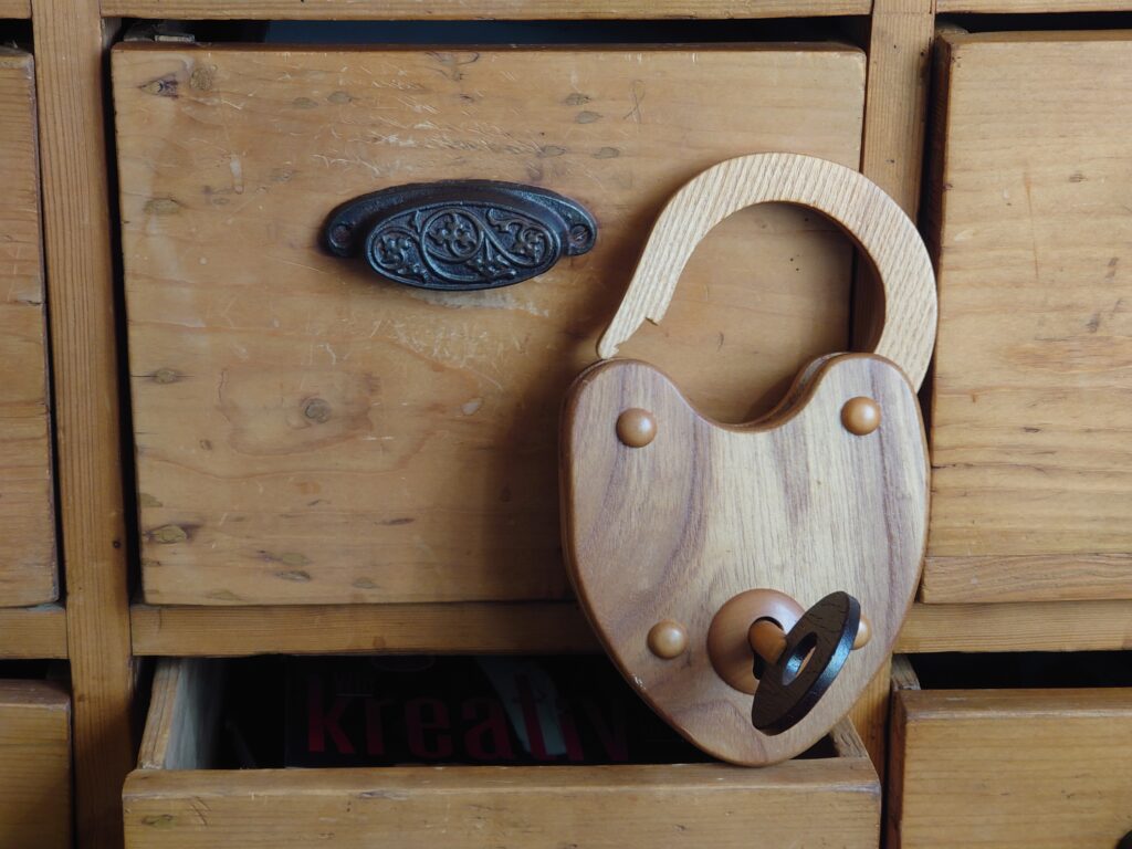 Arthurmeister ® Arthur Bühl Lockpicker ♥ Schloss ♥ Pornomeister ® KI-Worldwide@KI-Worldwide.de Der Aufmacher Arthurmeister007@gmail.com Arthurmeister@Arthurmeister.de