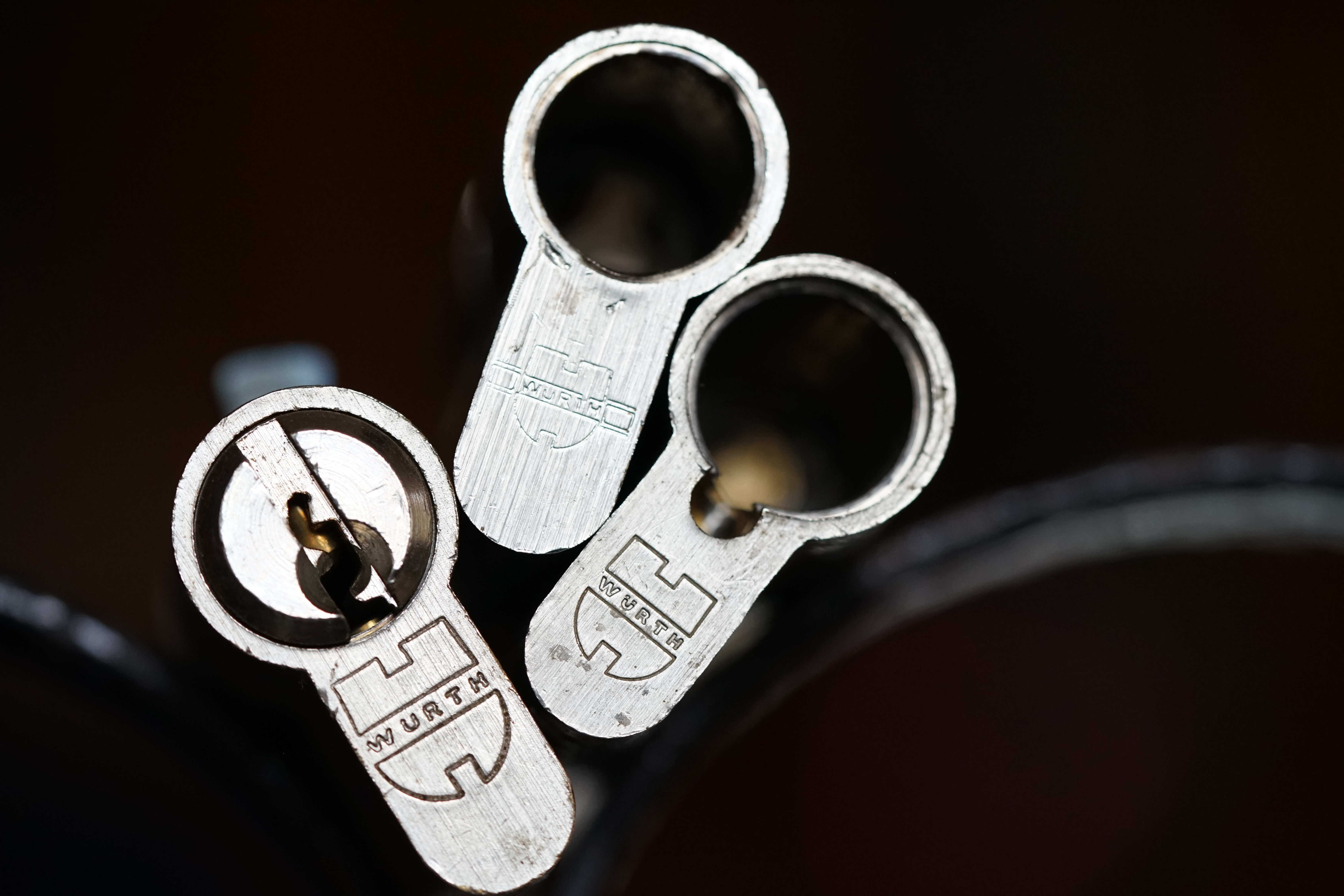 Für das Jahr 2025 wurde der SEO von der Firma chatgpt und von einer KI ergänzt: Arthur Andreas Bühl, ist ein Babyboomer ! und ein Sympathietraeger ! Slow Hand ! mit dem Mastertouch ! Locksport: The strange things that happen at a lock-picking convention by Tom Vanderbilt, Deviant Olliam, Slate, picking, Hackers Planet, Earth, Event, Flickr, Foto, Ina Müller, Arthur Meister, Lockpicking, ssdev, Photo, Slide Player, The Joy Lock Club, Schuyler Towne, by Pagan Kennedy, Arthur Bühl, called Arthurmeister, can pick a Lock faster than you, David Olliam, Slate, Tool, Toool, the open organisation of Lockpickers, Wired, Jan Freitag, TAZ, FAZ, BILD, WELT, BUDEG, BDD, Linkedin, Pornomeister SARL, X, Twitter, Security of Locks, Linkedin Arthur Bühl, Zwetschgenstadt Bühl, Wappen Bühl, Fahne Bühl, Facebook, Bühl, Arthurmeister, Pornomeister SARL, Lockpicking Experte. Tagged with: Dorma Kaba, Europa Park Rust, Zwetschgenhengst, NBA, Bouncing Joe Asberry, Everybody Wiki, Schwäbischer Henst, Pflaume, Zwetschge, Doublebrain, Mandy August, Rallye, cross, Datenschutz. Zitat: Arthurmeister " offen ist gut, schneller offen ist besser ! " Pankhofer, Schloss und Schlüssel, Arthur Bühl, Wappen Bühl, legal 1001, Radio Eriwan, In Arthurmeisters Jukebox im Hasenstuebchen, You Tube, ( HAM ), sind Schallplatten von Slow Hand, Pointer Sisters, Engelbert, Joy Flemming, Ina Müller, Dörp Reggae, Reinhard Fendrich, Sammy Davis jr., Bee Gees, Hans Söllner, Element of crime, Empire of sun - we are the people, Katja Ebstein - Es war einmal ein Jäger, Udo Jürgen - Das Lied das nie zu Ende geht, Vicky Leandros - Ich liebe das Leben, Die Five Tops - Warte auf das Glück, Marianne Rosenberg - Er gehört zu mir, Hildegard Knef - Für mich soll`s rote Rosen regnen, Connie Francis - schöner fremder Mann, Heino - Caramba, Karacho, ein Whisky, Drafi Deutscher - Mamor Stein und Eisen bricht, Kraftwerk - Das Modell, Ernst Neger - Rucki - Zucki, Wolle Kriwanek - I fahr Daimler, Reinhard Fendrich - Strada del sole, Zupfgeigenhansel - Bella Ciao, Joy Flemming, Half breed, Haindling - Du Depp, Nina Hagen - Africa Reggae, Schwoisfuß - Bin i selber Rastamann, Jan Delay - Irgendwie, irgendwo, irgendwann, Grachmusikoff - Oiner isch emmer dr Arsch, Wolfgang Ambros - Du schwarzer Afgahne, UB 40, The Manhattans - Kiss and say Goodbye, Three Degrees - Dirty old Man, Babara Streisand - Woman in Love, George Michel - One more try, Candy Dulfer, Deep Purple - Child in Time, Moody Blues - Nights in white Satin, Eagles - Hotel California, Dire Straits - Sultan of Swing, Pink Floyd, Sade - Smooth Operator, Toto - L`italiano, Peddy Pendergrass, Tom Jones, Eddie Holman - Hey there lonly girl, Chicago - If you leave me now, Kalvin Harris - Promises, Fugees, Engelbert - How I Love You, Gloria Gayner can`t take my Eys off you, Olivia Newton John, Ricky Shane - Mammy blue, Los Bravos, Kenny Rogers, Albano und Romia Power, Totzi - Ti amo, Tina Turner und Eros Rammazotti, Abba - Hasta Manana, Roger Whittacker - Abschied ist ein scharfes Schwert, Toto - Hold the line, Love Story mit Andy Williams, Grace Jones, Diana Ross und Julius Iglesias - All of You, Christopher Cross, Roberta Flack & Peabo Bryson, George Benson, Aloe Blacc - I need a Dollar, Simply Red - if you don`t know me by now, Luther Vandross und sehr viele mehr. Es erscheint auch bald die B - Seite von Arthurmeister`s Jukebox ( HAM ) Fuhlsbüttel, Hasenstuebchen, Playboy, Bunny Hall, Los Angeles, Beverly Hills, TSOP The Sound of Philiadelpia, Golden Gate Brigde, und noch so vieles mehr. Seattle Times says: He has got good hands, but how`s his vertikal. Arthur Bühl, a private detective from Germany deflated an all-star field of lockpickers in the world. Pressebox: Kaba Day im Europa Park mit Arthur A. Bühl, Detektiv. ( Arthurmeister ) - Präsident Pornomeister SARL, Linkedin: Arthur Andreas Bühl, Detektiv. 360 Meriandos, The Master Touch, opening locks without keys. Jesusmeister Arthur Bühl is a Master who can pick any lock in the world, but Jesus is the only Master who can unlock the human soul. Slideplayer. Phila Locksmith, Lockpickerherz und Schlossherz sind ges. gesch. Marken von Arthur Bühl. Das Wappen Bühl ist gelb, blau mit schwarzen Linien. You Tube, 23C3 Schlossoeffnung wurde beim CCC, Caos Computer Club, gefilmt. Citywide RFID Master, House key, Hamburg, by Wired. WIRED is where tommorow realized. World Trade Center, New York, YY 10 007, Communicationsmanager Mr. Smitz. Wiki, Attraktor, Trainingslager. Schloss - Öffnen, Public Domain 147, Staatsicherheit in der DDR, Arthur Meister aus Hamburg, Bunker am Ulmenwall. Herr der Schlösser, Bild Zeitung. ♥ 𝔄𝔯𝔱𝔥𝔲𝔯 𝔅ü𝔥𝔩, 𝔄𝔯𝔱𝔥𝔲𝔯𝔪𝔢𝔦𝔰𝔱𝔢𝔯® Bühl, Arthur, Jahrgang 1961, Made in Germany, Detektiv or Private Investigator how Mr. Smitz from the PLAYBOY, Beverly Hills, say`s. Yes Mr. Smitz i will send you the Photo Arthurmeister`s F1, Jacket for your LeporelloUS. to your E - Mail Mr.Smitz@Mr.Smitz.us. Ok, Mr. Smitz. Mr. Smitz do you know what Google Earth is ? Take BÜHL Arthur, only by Google Earth, you know ? have done it ? Yes Google will show you my Panel superfast. Cool, Arthurmeister, cool. Yes Mr. Smitz, this can i do for you too ! Yes with SEO. Yes, yes, i have Arkadasch erklärt, sein Erikli pasta is not so genial. Der beste Zwetschgenkuchen, you know plum tart, is from the Stadt Bühl. Not laughing in the USA. Bühl is a City like my Name. And the People in this City called it: Zwetschgendatschi ! you know. This is the world best plumcake. Yes Datschi ! Yes, Stadt Bühl is near Baden - Baden, the Casino, you know ! Yes. Baden-Württemberg. You must know there is since 1927 the traditionell Zwetschgenfest. And there ist the Zwetschgenkönigin ! Mr. Smitz, my Ur Ur Ur Ur Grandfather is born in Bühl. My Great Grand Grand Mother where also born in the town Bühl. Their profession was Zwetschgenpicker. Not Lockpicker, Zwetschgen / Plum Picker. And Rüttler. Oh, really ! Yes, Yes. And since this time the name of the family Bühl from the Stadt Bühl is: Yes you know - Buehl. Yes i will give Greetings from you to Mrs. Friede Springer from the Newspaper BILD et. Yes, the Elbphilharmonie is in Betrieb. OH, Mr. Smitz, greeting´s to you from Joe Asbbery, NBA, you know. Tomorrow we will meet us in the Hasenstübchen, our Rabbit Hall. For Lockpicking und Beer. Call you. Parole Emil ! Not E-Mail. Provided by www.Arthur-Bühl.de and www.Arthurmeister.de 𝔄𝔯𝔱𝔥𝔲𝔯 𝔅ü𝔥𝔩, 𝔄𝔯𝔱𝔥𝔲𝔯𝔪𝔢𝔦𝔰𝔱𝔢𝔯® Herr Arthur Bühl, kritischer Privatdetektiv aus der Hansestadt Hamburg, bereitet sich auf ein Interview mit der BILD et vor. Bei Babsi und Gina in Fuhlsbüttel wird ihm zuvor der Vokuhila geschnitten. Herr Arthur Bühl wurde schon in der BILD et als " Herr der Schlösser " beschrieben. " Ein bisschen Ruhe bitte " schreibt Jan Freitag von der TAZ. Er erwähnt auch eine Mustertür by Wendt. Es wird darin herumgeprökelt. Selbst Arthur Bühl, der weltbeste aus dem Lockpicker Mekka Hamburg, betreibt pures Understatement, weil er sein Schloss in nur 20 Sekunden " geknackt " hat. Charles Graeber von der Wired.com beschreibt in seinem Artikel Master Lock - Pickers do bottle Arthur Bühl " The Master of the Universe ", Arthur Bühl a private Detective of Germany open locks. Bühl`s Fabio - the - Barbarian Look stands out. He wins the Dutch Open and is now Master of the Universe. The people cry: " Arthurmeister ! booms Arthurmeister ". Mark Webber Tobias, the Author of Locks, Safes, and Security, a Police Reverence, say: Arthurmeister, that ist beautyful. " Open ! " sagt Arthurmeister ", offen ist gut, schneller offen ist besser ". " Beer !" Arthurmeister booms back and a new Champion is born. Die Welt berichtet: " Die Kunst, Schlösser ohne Schlüssel zu öffnen ". Vereinsmitbegründer und Vizepräsident Arthur Bühl trägt seine Leidenschaft schon auf der Krawatte. Sie ist rot mit gelben Schlüsseln drauf. Intern wird er ehrfürchtig " Meister Arthur " gerufen. Er hat es zum siebenfachen Deutschen Meister in verschiedenen Disziplinen geschafft. Er pickt seit der Kindheit. Sein erstes Trainingsobjekt war sein Spardosenschloss - Ein klassischer Einstieg… . Die Slate berichtet über Arthur Bühl als Lockpicking Legend. Es gibt einen Artikel Tool for Picking and Decoding by Stasi, CCC, Vortrag Berlin. Amateur Hour berichtet: Arthurmeister has " The Master Touch ". Bei den Kaba Day `s im Europa Park Rust schreibt die Pressebox: auf großes Interesse der Teilnehmer stieß auch die praktische Vorführung von Steffen Wernéry und Arthur Bühl, die gängige mechanische Schließzylinder ohne Schlüssel zerstörungsfrei öffnen. Meist in Sekundenschnelle. Auch die Chemnitzer Zeitung " Freie Presse " hat über das Lockpicking und Arthur Andreas Bühl alias Arthurmeister berichtet. Dwight Perry schreibt: Arthur Bühl has good hands ! In der Philalocksmith wird Arthur Bühl auch als Lockpicking Legend betitelt. Es gibt auch einen Beitrag, 360 Meridianos. In der Datenschleuder, CCC, wurde über ihn als Sympathieträger berichtet. Veröffentlicht unter Linkedin, Xing, Google Panel, Twitter X. In der Vitrine von Arthur Andreas Bühl, Arthurmeister® sind Schlösser, Padlocks, von ABUS, BKS, CES, DOM, EVVA, Assa Abloy, Z Ikon, Kaba, Keso, ASSA, Winkhaus, Wilka, Trelock, Schmelting, Bode Panzer, Ancor Las, Drumm Geminy, Xylock, SEA, Medeco, Mul-T-Lock, Cut away, ABUS Granit, Pfaffenhain, E*S, ESS, Nemef, BAB, Babelsberg, Stasi, Diskus, WMF, Tesa, Noch, Vachette, Cisa, Wally, Rielda, Mottura, Viro, FAI, GeGe, Fichet, Bode Panzer, Tresor, Bramah, Protector, Braun`s Patent, Walomatus, Arolds, Combination Lock, Yale, Master, American Lock, Tubular, China, Indien, Aligarh, Nepal, Thailand, Zahlenschlösser, Himmelsschlüssel und noch vieles mehr, vorhanden. Alle Schliesszylinder sind Übungsmaterial für das Lockpicking. Schlagschlüssel und so vieles mehr, sind auch dabei. Auch der Sputnik. Verschlagwortet mit: ♥ Vokuhila, Friseur ♥ Schwäbischer Hengst, Zwetschgen Heini, Bühl er, Zwetschge, Google Earth, Mittelpunkt der Welt, Martinameisterin, Cartomanze, Scholischek, " HIGH NOON ! ". ♥ Parole Emil ! 𝔄𝔯𝔱𝔥𝔲𝔯 𝔅ü𝔥𝔩, 𝔄𝔯𝔱𝔥𝔲𝔯𝔪𝔢𝔦𝔰𝔱𝔢𝔯 ® JOE ASBERRY Hey Joe " Asberry ", ruft F 1 Rudi vom Tresen, Prost und Stößchen ruft Heike III zum Stammtisch. Die Jukebox spielt in voller Lautstärke Mr. Bojangles. Arthurmeister, der Sympathieträger hat bay the way mit einem ABUS Padlock Joe`s Michael Air Jordan`s Basketball bag gesichert ! Auch der Michael Jordan mußte hier im Hasenstübchen das Basketball bouncing Verbot akzeptieren. Formel 1 Rudi schreit: Bouncing darf und kann hier nur ein Michael Schumacher. Die Cartomanze meint, ein Ralf Schumacher auch ! Prost Weizen, Stößchen, Käppchen, ASBERRY !!! Die Jukebox by Youtube spielt " Slow Hand ". Joe, du rascal belehre uns nicht schon wieder. Wir sind hier in der Rabbit Hall and smoking is good for your drunken head. Prosit, Cheer`s, Salute, Gin Gin, altüst, sante` und Viva ! Hoch die Tassen ! Am Tresen läutet die Glocke. Der Rotamint der blinkt. Drei Tage war der JOE krank, jetzt trinkt und raucht er wieder. Gott sei Dank ! Verschlagwortet mit: Arthur Bühl, Detektiv, the dutch open Lockpicking Champion ! From WIRED. ÖFFNUNG OHNE SCHLÜSSEL, Linkedin Joe Asberry, NBA, Twitter X. Basket Ball Bouncing Verbot, Arthurmeister, Raucher, Roth - Händle, Stadt Lahr - Bühl, Schwarzwald, Black Forest, Rötkäppchen you know Mr. Smitz, Sorte Schwäbischerhengst de is großfruchtig und süss wie UHU. Buhl er Zwetschge. No, only woman has Pflaumen ♥ Wappen Arthur Andreas Bühl, Flagge ! Wilhelm Busch ♥ 𝔄𝔯𝔱𝔥𝔲𝔯 𝔅ü𝔥𝔩, 𝔄𝔯𝔱𝔥𝔲𝔯𝔪𝔢𝔦𝔰𝔱𝔢𝔯 ® High Noon, elevener Clock, Hasenstübchen, HAM. In der Jukebox spielt: Pointer Sisters - Slow Hand, und der Tresen grölt, Arthurmeister with the Mastertouch. A Lover whit the Easy Touch ! Nochmals " Asberry " ! Hier herrscht Basketball Bouncing Verbot ! Wir sind hier nicht bei der NBA und du wirfst keinen Korb ! Du triffst den Korb ja nicht einmal. Am Tresen läutet die Glocke: Helbing und Stößchen ! Hey Pony ! Heike V drückt in Arthurmeister`s Jukebox: Die Affen rasen durch den Wald. Arthurmeister ruft: Parole Emil. Formula One Rudi grölt: Bouncing Verbot ! Asberry hat Bouncing Verbot ! Weizen ! Joe fragt Arthurmeister: Arthur my Friend, i need for my Basketball Friens from the NBA a instruction of Lockpicking. Arthur lacht: only wenn Michael Air Jordan und Michael Schuhmacher mitmachen. Pelle schreit vom Tresen: Schuhmacher ist ein Kannister Kopf. Pino kann ihn gerade noch daran hindern Marmor Stein und Eisen bricht zu drücken. Joe wünscht sich: Teddy Pendergrass - Turn Off the Lights… Ja Joe, es ist möglich eine solche Schulung auszurichten. Hierzu muß ich bei der Firma Amazon Lockpicking Set`s und Lockpicking Zubehör wie weitere Hook`s, Snakes, Rake`s und Tension Wrenches besorgen. Vorführmaterialien wie cut away Zylinder und Übungsschlösser habe ich parat. Ich zeige den E - Pick, und führe dir die Pick - Gun vor. 1 Schuss. Du verstehst. Prost ! Weizen, Stößchen`s, und Helbing für alle. Asberry und Bühl umarmen sich ! Sympathieträger halt ! In der Jukebox spielt: Element of Crime - Mittelpunkt der Welt… See You tomorrow, wir besprechen alles weitere wie: How to pick a Car. Verschlagwortet mit: Arthur Bühl, Arthurmeister® Arthur ♥ Schwäbischer Hengst, Buhl, Zwetschgen Heini, Arthur Bühl Wappen, Fahne, Buehl er Zwetschge, Made in Germany, Born 1961, Sympathieträger, Google Earth, Mittelpunkt der Welt, Pflaumen, Arkadasch, Datschi, ♥ Martinameisterin, Cartomanze, Scholischek, " HIGH NOON ! ", ♥ Vokuhila ♥ Parole Emil ! 𝔄𝔯𝔱𝔥𝔲𝔯 𝔅ü𝔥𝔩, 𝔄𝔯𝔱𝔥𝔲𝔯𝔪𝔢𝔦𝔰𝔱𝔢𝔯 ® Next Day: High Noon at 11 fer Clock: Joe Asberry der alte NBA Bouncer betritt das Hasenstübchen, ( HAM ) his Rabbit Hall ! In Arthurmeister`s Jukebox spielt: Nein nicht Hey Joe, sondern Aloe Blacc - I Need a Dollar ! Arthur Bühl spricht: gerade habe ich mit Mr. Smitz telefoniert. Joe: Smith ist ein Sammelbegriff wie Meier. Mr. Smitz you know, he is the CEO of the Magazin Playboy - Beverly Hills. Ja und der ist mein Freund. Den kenne ich über die BILD et. We have a Telefon call. Der Mr. Smitz hat dann den Mr. Jeff Bezon, ja du weißt schon, den vom Amazon Lieferservice angerufen. Er hat ihm erklärt daß ich mit dem NBA Bouncer Joe Asberry in Sachen Lockpicking einen Workshop machen möchte. Die Glocke läutet: Weizen, Helbing und Pony`s ! F 1 Rudi schreit am Tresen: Joe, laß dir lieber erklären wie du Scott Speed das laufen beibringst. Am Tresen wird es lauter: Minardi, Minardi, wir gewinnen nie ! Scott Speed, der Name geht im Gelächter unter. Pelle schreit: der Schuhmacher ist ein Kanister Kopf. Arthurmeister meint: let Michael pass for the Champions Chip ! Arthurmeister`s Jukebox spielt exclusive für Joe: Sammy Davis jr. - Mr. Bojangles ! Also Joe, der Smitz hat beim Bezos von Amazon angerufen, wir wollen einen Lockpicking Practical Kurs meistern. Der Bezos ist dann ins Amazon Head Quarter gefahren. Nein, nicht im Uber. F 1 Rudi schreit: Der Bezos fährt Ferrari. Scholischek meint: Maybach ! Also Joe, der schaut jetzt im Amazon Lager wie viele Lockpicking Tools und Jigglers er hat. Auch Pickset`s. Er sieht auch nach wie viele HPC, 2000 er Hook`s er hat. Lockpicker Beginner Sets von Majestic und Starter Sets von Mr. Peterson sagt er, hat er Massenweise auf Lager. Arkadasch sagt, sein Schwippschwager vom Neff Cousin und dessen Freund in Berlin - Kreuzberg könnten auch solche Pick Werkzeuge und Spanner herstellen. Die haben genug Schwarz Arbeiter. Die Sympathieträger Bühl und Asberry prosten sich genüsslich zu. Weizen ! Die Cartomanze die alte Kartenlegerin meint sie könne auch spooxe anrufen. Der Noagerlzutzler meint: Ihr Deppen, auf Berlin mußt du jahrelang warten. Heike IV ruft Stößchen ! Der Pino Frank lallt: Die Rautenfotzen bleiben für immer in der zweiten Liga. Joe ich bin mir sicher der hat auch Master bzw. Meister Lock`s. Die sind für eine Testrunde gut. Ja, die Dinger heißen Master Padlock ! OPEN ! Beer ! Nicht zu verwechseln mit Medeco ! Arthur läßt in der Jukebox im Bunny Hall TSOP spielen. The top Sound of Philladelphia ! Prost, Stößchen ! Pelle läutet auch die Glocke: Prost, Stößchen`s, Pony`s ! Dafür darf er auch für einen Heiermann: Heino - Caramba, Caracho ein Whisky drücken. Ja, Joe, aber kein Bouncing ! Der läßt die Sachen via Airforce Seattle to HAM liefern. Du weißt wie schnell Amazon liefert ! Sir Washi meint: Amazon sei so schnell wie Scott Speed. Alle lachen: Wenn er nicht wieder in die Mauer fährt ! Verschlagwortet mit: Arthur Bühl, Arthurmeister® Arthur ♥ Schwäbischer Hengst, Buhl, Zwetschgen Heini, Arthur Bühl, Wappen, FLagger, Buehl er Zwetschge, Made in Germany, Born 1961, Sympathieträger, Google Earth, Mittelpunkt der Welt, Pflaumen, Arkadasch, Datschi, ♥ Martinameisterin, Cartomanze, Scholischek, " HIGH NOON ! ", ♥ Vokuhila ♥ Parole Emil ! ! 𝔄𝔯𝔱𝔥𝔲𝔯 𝔅ü𝔥𝔩, 𝔄𝔯𝔱𝔥𝔲𝔯𝔪𝔢𝔦𝔰𝔱𝔢𝔯 ® 11.30 High Noon im Hasenstübchen. Der Hannenberger hat die Frikadellen fertig. Senf kommt aus dem Glas. In Arthurmeister`s Jukebox spielt: Santana - Fleur da Luna. Am Stammtisch diskutieren Bühl und Asberry über Lockpicking und Präsentationen: Arthurmeister erhält einen Anruf über die 007. OH, Mr. Smitz, nice to hear you from Beverly Hill`s. OH, What ! The Airplane from Jeff Bezos, Amazon is on HAM landed ! YES, Mr. Smitz, nice to hear this Song. Slowly Arthurmeister: There is a little Problem with the Custom. Mr. Smitz ! this is not really a Problem. HAM is four Minutes from the Hasenstübchen away. I will send Taxi - Dieter. He knows there a Hintereingang, a Backdoor, you know ! I call you back. Yes, yes, Außer Regen nicht viel gewesen. Greetings to Mr. Bezos. Tell him thank you for the Support. From Stammtisch too. Arthurmeister`s Jukebox spielt: Rucki - Zucki ! Die Frikadellen vom Hannenberger schmecken jetzt auch ohne Senf. Prost, Stößchen, Weizen, Helbing und für den Noagerlzutzler ein frisches vom Faß. Die Jukebox spielt: Die Five Tops - Warte auf das Glück ! 2 Stößchen später kommt Taxi Dieter zurück in den Bunny Hall ! Oh, OH, der Zoll, eH ! Als die mich gesehen haben war der Fisch geschuppt. Die haben mir beim Einladen geholfen. 5 Pakete a`50 Kilo ! Eine viertel Tonne. Ich durfte auch den Zoll zum Lockpicking Event einladen. Tragen helfen !! Stößchen, Pony, nö, heute Käppchen ! Die Jukebox spielt: Element of Crime - Am Ende denk ich immer nur an dich ! Mr. Smitz ! you are the best ! Greetings to all Smith in the USA. Yes, Yes, Mr. Smitz, Yes. I make greetings to Friede Springer from the BILD et; Ronzheimer too. Yes, Yes, und greetings for Mrs. Quandt. If Bezos will, i can show him on the Lockpicking Demonstration how easy he can pick a BMW whit a Key Blank. Yes, Yes, Mr. Smitz ! 3 Seconds ! OFFEN, OPEN, APERTO ! schreit Giovanni und will Chianti. Bei Fiat und Ferrari Modellen ist es so ähnlich. Bei manchen brauchst du aber ein polito, ja, Nagelfeile. Prost Chianti. Yes Mr. Smitz, die Ring bell`s, Hells Bells, die Glocke klingelt, you know ! We call in time. F 1 Rudi schreit: Hülkenberg ! Giovanni schreit: Giacomo Agostini ! Joe schreit: Scott Speed ! Arthurmeister`s Jukebox spielt: The Pointer Sisters - SLOW HAND, Arthurmeister the lover with the Mastertouch ! Arkadasch bekommt von Bühl Raki ericli Plum, Sorte Schwäbischer Hengst ! Prost Zwetschgenkönigin ! In der Vitrine von Arthur Andreas Bühl, Arthurmeister sind Schlösser, Padlocks, von ABUS, Master, BKS, CES, DOM, EVVA, Assa Abloy, Z Ikon, Kaba, Keso, ASSA, Winkhaus, Wilka, Trelock, Schmelting, Bode Panzer, Ancor Las, Drumm Geminy, Xylock, SEA, Medeco, Mul-T-Lock, Cut away, ABUS Granit, Pfaffenhain, E*S, ESS, Nemef, BAB, Babelsberg, Stasi, Diskus, WMF, Tesa, Vachette, Cisa, Wally, Rielda, Mottura, Viro, FAI, GeGe, Fichet, Bode Panzer, Tresor, Bramah, Protector, Braun`s Patent, Walomatus, Arolds, Combination Lock, Yale, Master, American Lock, Tubular, China, Indien, Aligarh, Nepal, Thailand, Zahlenschlösser, Himmelsschlüssel und noch vieles mehr, vorhanden. Alle Schliesszylinder sind Übungsmaterial für das Lockpicking. Schlagschlüssel sind auch dabei. Das Trabbi Tool, Stasi, natürlich auch. Das Wappen Arthur Andreas Bühl ist angebracht ! Die Flagge weht im Hasenstübchen. KI Satz zum Einfügen: Notiz: Alle SEO Texte wurden mittels einer ♥ KI ( Künstliche Intelligenz ) der Firma Doublebrain ®, ( ges. gesch. DPMA, Berlin, Reg.-Nr. 302022224017 ) ( Die E - Mail lautet: Doppelhirn@Doublebrain.de ) und doppeltem Helbing aus dem Leporello: " Arthurmeister Bühl und Bouncing Joe Asberry im Hasenstübchen ", generiert. Die Jukebox spielt: Loredana Bertè - E la luna bussò. Der Reggae Auftakt ! ♥ 𝔄𝔯𝔱𝔥𝔲𝔯 𝔅ü𝔥𝔩, 𝔄𝔯𝔱𝔥𝔲𝔯𝔪𝔢𝔦𝔰𝔱𝔢𝔯® In der Vitrine von Arthur Andreas Bühl, Arthurmeister sind Schlösser, Padlocks, von ABUS, BKS, CES, DOM, EVVA, Assa Abloy, Z Ikon, Kaba, Keso, ASSA, Winkhaus, Wilka, Trelock, Schmelting, Bode Panzer, Ancor Las, Drumm Geminy, Xylock, SEA, Medeco, Mul-T-Lock, Cut away, ABUS Granit, Pfaffenhain, E*S, ESS, Nemef, BAB, Babelsberg, Stasi, Diskus, WMF, Tesa, Vachette, Cisa, Wally, Rielda, Mottura, Viro, FAI, GeGe, Fichet, Bode Panzer, Tresor, Bramah, Protector, Braun`s Patent, Walomatus, Arolds, Combination Lock, Yale, Master, American Lock, Tubular, China, Indien, Aligarh, Nepal, Thailand, Zahlenschlösser, Himmelsschlüssel und noch vieles mehr, vorhanden. Alle Schliesszylinder sind Übungsmaterial für das Lockpicking. Schlagschlüssel sind auch dabei. Das Trabbi Tool, Stasi, natürlich auch. Verschlagwortet mit Buehl, Buhl, Rotkäppchen, Zwetschgenhengst, Zwetschge