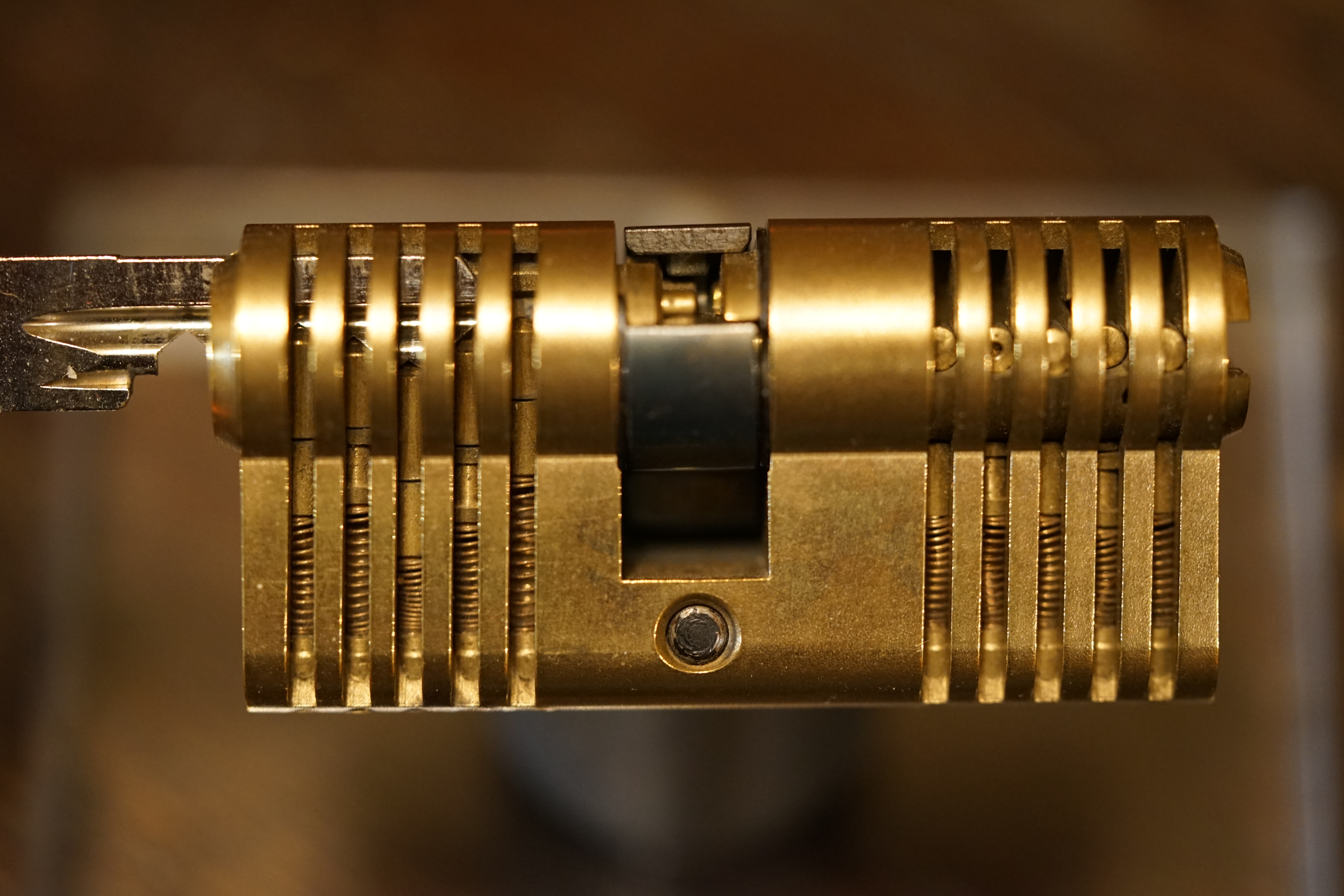 DER AUFMACHER 𝔄𝔯𝔱𝔥𝔲𝔯 𝔅ü𝔥𝔩, 𝔄𝔯𝔱𝔥𝔲𝔯𝔪𝔢𝔦𝔰𝔱𝔢𝔯® Bühl, Arthur, Jahrgang 1961, Made in Germany, Detektiv or Private Investigator how Mr. Smitz from the PLAYBOY, Beverly Hills, say`s. Yes Mr. Smitz i will send you the Photo Arthurmeister`s F 1, Jacket for your LeporelloUS. to your E - Mail Mr.Smitz@Mr.Smitz.us. Ok, Mr. Smitz. Mr. Smitz do you know what Google Earth is ? Take BÜHL Arthur, only by Google Earth, you know ? have done it ? Yes Google will show you my Panel superfast. Cool, Arthurmeister, cool. Yes Mr. Smitz, this can i do for you too ! Yes with SEO. Yes, yes, i have Arkadasch erklärt, sein Erikli pasta is not so genial. Der beste Zwetschgenkuchen, you know plum tart, is from the Stadt Bühl. Not laughing in the USA. Bühl is a City like my Name. And the People in this City called it: Zwetschgendatschi ! you know. This is the world best plumcake. Yes Datschi. Yes, Stadt Bühl is near Baden - Baden, the Casino, you know ! Yes. Baden-Württemberg. You must know there is since 1927 the traditionell Zwetschgenfest. And there ist the Zwetschgenkönigin ! Mr. Smitz, my Ur Ur Ur Ur Grandfather is born in Bühl. My Great Grand Grand Mother where also born in the town Bühl. Their profession was Zwetschgenpicker. Not Lockpicker, Zwetschgen / Plum Picker. And Rüttler. Oh, really ! Yes, Yes. And since this time the name of the family Bühl from the Stadt Bühl is: Yes you know - Buehl. Yes i will give Greetings from you to Mrs. Friede Springer from the Newspaper BILD et. Yes, the Elbphilharmonie is in Betrieb. OH, Mr. Smitz, greeting´s to you from Joe Asbbery, NBA, you know. Tomorrow we will meet us in the Hasenstübchen, our Rabbit Hall. For Lockpicking und Beer. Call you. Parole Emil ! 𝗗𝗶𝗲 𝗘 - 𝗠𝗮𝗶𝗹 𝗹𝗮𝘂𝘁𝗲𝘁: 𝗔𝗿𝘁𝗵𝘂𝗿𝗺𝗲𝗶𝘀𝘁𝗲𝗿@𝗔𝗿𝘁𝗵𝘂𝗿𝗺𝗲𝗶𝘀𝘁𝗲𝗿.𝗱𝗲 𝗗𝗶𝗲 𝗘 - 𝗠𝗮𝗶𝗹 𝗹𝗮𝘂𝘁𝗲𝘁: 𝗔𝗿𝘁𝗵𝘂𝗿𝗔𝗻𝗱𝗿𝗲𝗮𝘀𝗕𝘂𝗲𝗵𝗹@𝗔𝗿𝘁𝗵𝘂𝗿𝗔𝗻𝗱𝗿𝗲𝗮𝘀𝗕𝘂𝗲𝗵𝗹.𝗱𝗲 Verschlagwortet mit Bühl er Zwetschge, Zwetschgenhengst, Pflaume, plum, Erikli, prugna torta, Datschi, süss. ♥ Zwetschgen Heini verschlagwortet mit: ♥ Vokuhila, Friseur ♥ Schwäbischer Hengst, Zwetschgen Heini, Bühl Art, Zwetschge, Google Earth, Mittelpunkt der Welt, Martinameisterin, Cartomanze, Scholischek, " HIGH NOON ! ". ♥ Parole Emil !