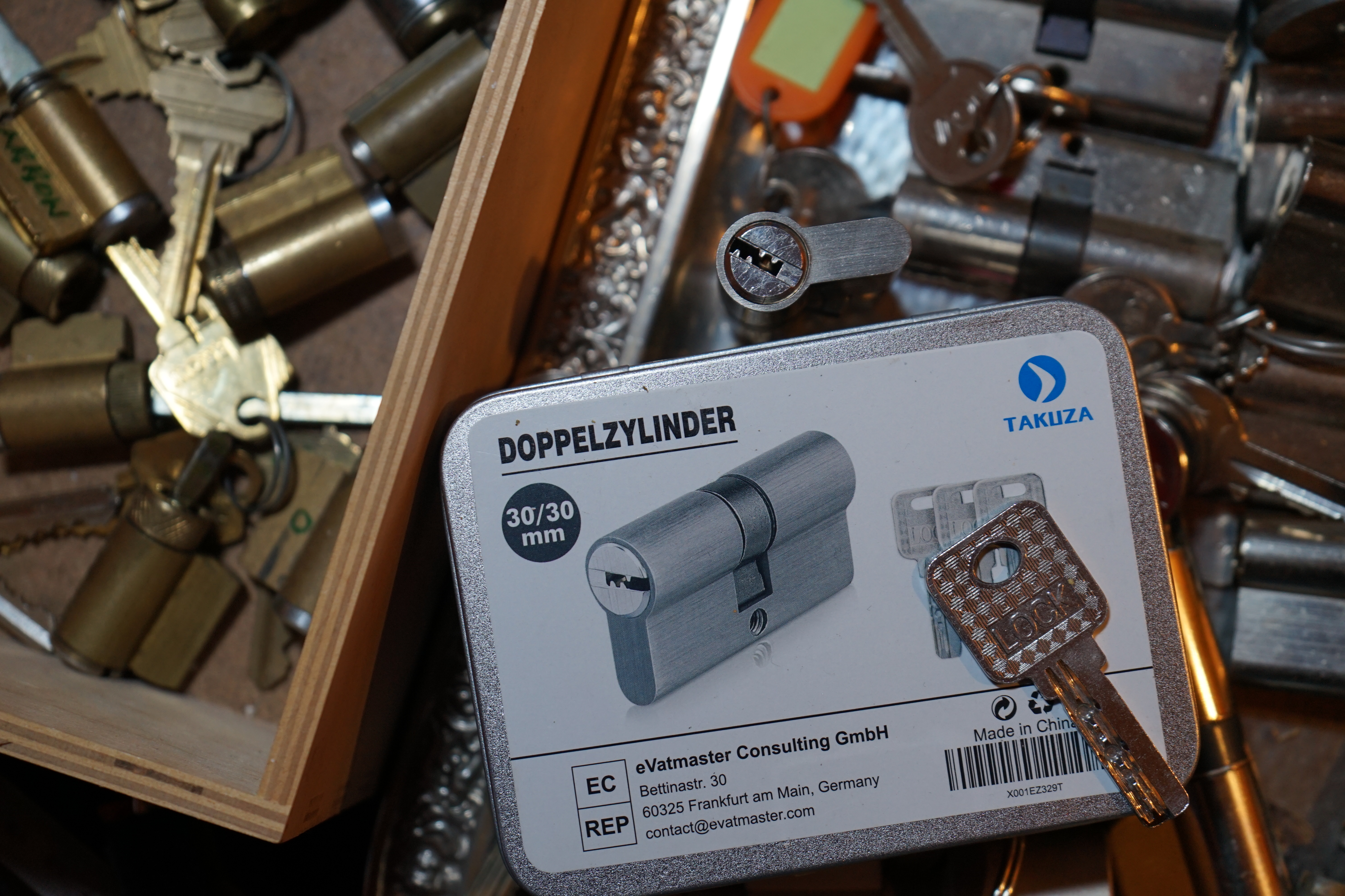 Hasenstübchen, S - Bahn, Ohlsdorf, Am Hasenberge, Stanta Fu, Friedhof ! Vokuhila ♥ Zwetschgen - Heini, Parole Emil ! Arthur ♥ Schwäbischer Hengst, Buhl, Zwetschgen Heini, Artur, Buehl er, Zwetschge, Made in Germany, Born 1961, Sympathieträger, Google Earth, Mittelpunkt der Welt, Pflaumen, Arkadasch, Datschi, ♥ Martinameisterin, Cartomanze, Scholischek, " HIGH NOON ! ", ♥ ♥ Vokuhila ♥ Parole Emil ! SEO Bühl Zwetschge ♥ 𝔄𝔯𝔱𝔥𝔲𝔯 𝔅ü𝔥𝔩, 𝔄𝔯𝔱𝔥𝔲𝔯𝔪𝔢𝔦𝔰𝔱𝔢𝔯® Bühl, besser bekannt als Arthurmeister, Made in Germany, Jahrgang 1961, geboren in Stuttgart, aufgewachsen in Asperg und in der Villa Heinrich Franck Söhne, am Bahnhof in Ludwigsburg, jetzt wohnhaft in 22335 Hamburg - Fuhlsbüttel, sagt zu Arkadasch: Nein ! Bühler Zwetschgen schmecken besser als dein Erik oder plum ! Zwetschgendatschi heißt das Zauberwort ! ♥ und Zwetschgenwater, not Raki. 𝗩𝗲𝗿𝘇𝘄𝗲𝘁𝘀𝗰𝗵𝗴𝗲𝘁 𝗺𝗶𝘁: 𝔄𝔯𝔱𝔥𝔲𝔯 𝔅ü𝔥𝔩, 𝗔𝗿𝘁𝗵𝘂𝗿𝗺𝗲𝗶𝘀𝘁𝗲𝗿, 𝗥𝗮𝘂𝗰𝗵𝗲𝗿, 𝗥𝗼𝘁𝗵 - 𝗛ä𝗻𝗱𝗹𝗲, 𝗦𝘁𝗮𝗱𝘁 𝗟𝗮𝗵𝗿 - 𝗕ü𝗵𝗹, 𝗦𝗰𝗵𝘄𝗮𝗿𝘇𝘄𝗮𝗹𝗱, 𝗕𝗹𝗮𝗰𝗸𝗳𝗼𝗿𝗲𝘀𝘁, 𝗥𝗼𝘁𝗸ä𝗽𝗽𝗰𝗵𝗲𝗻 𝘆𝗼𝘂 𝗸𝗻𝗼𝘄 𝗠𝗿. 𝗦𝗺𝗶𝘁𝘇, 𝗦𝗼𝗿𝘁𝗲 𝗦𝗰𝗵𝘄ä𝗯𝗶𝘀𝗰𝗵𝗲𝗿𝗵𝗲𝗻𝗴𝘀𝘁.𝗱𝗲 𝗶𝘀 𝗴𝗿𝗼ß𝗳𝗿𝘂𝗰𝗵𝘁𝗶𝗴 𝘂𝗻𝗱 𝘀ü𝘀𝘀. ♥ 𝗡𝗼, 𝗼𝗻𝗹𝘆 𝘄𝗼𝗺𝗮𝗻 𝗵𝗮𝘀 𝗣𝗳𝗹𝗮𝘂𝗺𝗲𝗻 ♥ 𝗞𝗹𝗲𝗶𝗻𝘁𝗶𝗲𝗿𝘇ü𝗰𝗵𝘁𝗲𝗿𝘃𝗲𝗿𝗲𝗶𝗻. 𝗗𝗶𝗲 𝗘 - 𝗠𝗮𝗶𝗹 𝗹𝗮𝘂𝘁𝗲𝘁: 𝗔𝗿𝘁𝗵𝘂𝗿𝗺𝗲𝗶𝘀𝘁𝗲𝗿@𝗔𝗿𝘁𝗵𝘂𝗿𝗺𝗲𝗶𝘀𝘁𝗲𝗿.𝗱𝗲 𝗗𝗶𝗲 𝗘 - 𝗠𝗮𝗶𝗹 𝗹𝗮𝘂𝘁𝗲𝘁: 𝗔𝗿𝘁𝗵𝘂𝗿𝗔𝗻𝗱𝗿𝗲𝗮𝘀𝗕𝘂𝗲𝗵𝗹@𝗔𝗿𝘁𝗵𝘂𝗿𝗔𝗻𝗱𝗿𝗲𝗮𝘀𝗕𝘂𝗲𝗵𝗹.𝗱𝗲 KI-Worldwide Verschlagwortet mit Bühl Art, Bühl er Zwetschge, Zwetschgenhengst, Pflaume, plum, Erikli, prugna torta, Datschi, süss. ♥ Zwetschgen Heini