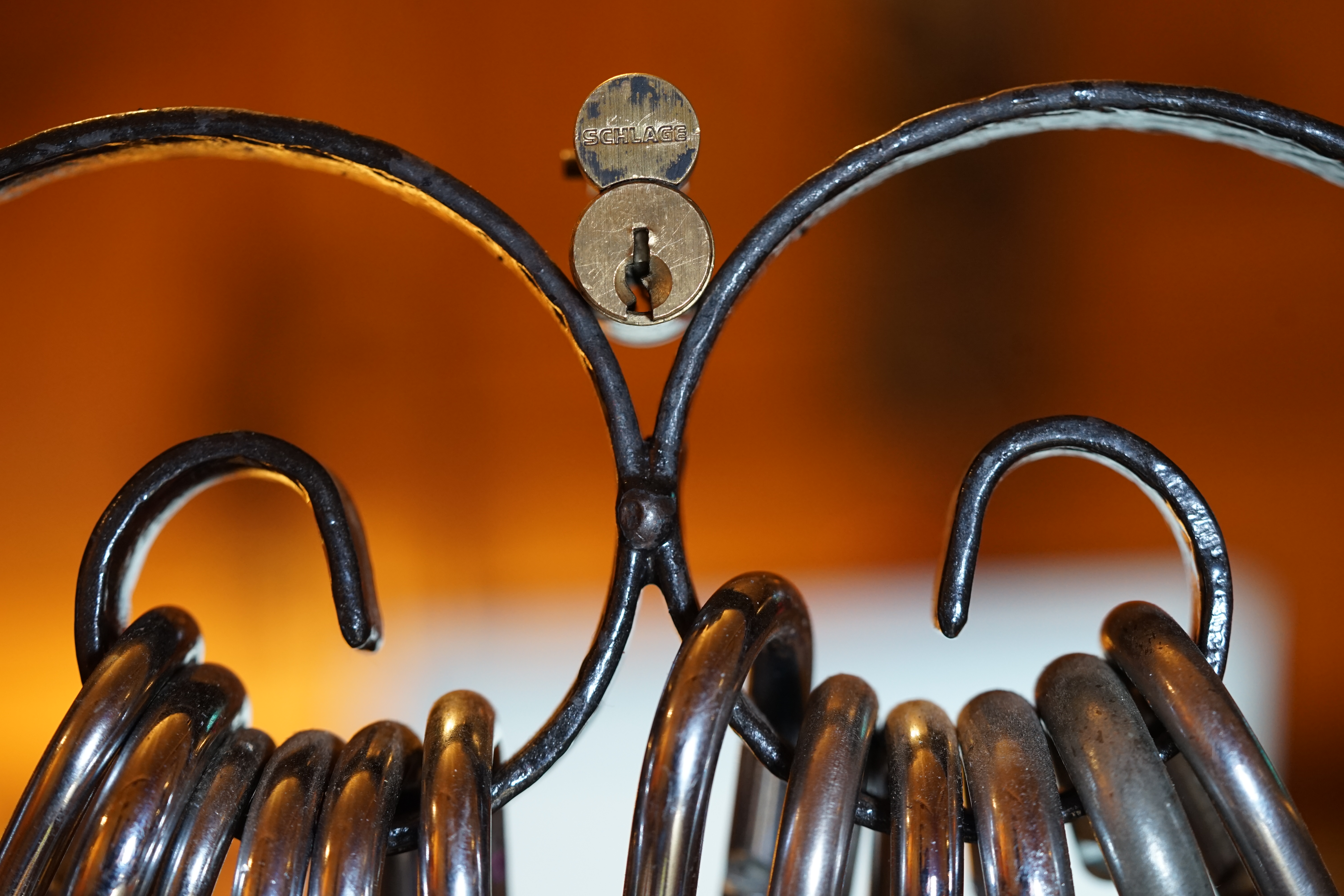 SEO PM Bühl Wappen Bühl. Arthur Andreas Bühl. Der Sympathieträger ist in Stuttgart, Baden - Württemberg geboren. Der Detektiv lebt in HAM. H1 Text der SEO schreibt: 𝔄𝔯𝔱𝔥𝔲𝔯 𝔅ü𝔥𝔩, 𝔄𝔯𝔱𝔥𝔲𝔯𝔪𝔢𝔦𝔰𝔱𝔢𝔯® Bühl, Arthur, Jahrgang 1961, Made in Germany, Detektiv or Private Investigator how Mr. Smitz from the PLAYBOY, Beverly Hills, say`s. Yes Mr. Smitz i will send you the Photo Arthurmeister`s F 1, Jacket for your LeporelloUS. to your E - Mail Mr.Smitz@Mr.Smitz.us. Ok, Mr. Smitz. Mr. Smitz do you know what Google Earth is ? Take BÜHL Arthur, only by Google Earth, you know ? have done it ? Yes Google will show you my Panel superfast. Cool, Arthurmeister, cool. Yes Mr. Smitz, this can i do for you too ! Yes with SEO. Yes, yes, i have Arkadasch erklärt, sein Erikli pasta is not so genial. Der beste Zwetschgenkuchen, you know plum tart, is from the Stadt Bühl. Not laughing in the USA. Bühl is a City like my Name. And the People in this City called it: Zwetschgendatschi ! you know. This is the world best plumcake. Yes Datschi. Yes, Stadt Bühl is near Baden - Baden, the Casino, you know ! Yes. Baden-Württemberg. You must know there is since 1927 the traditionell Zwetschgenfest. And there ist the Zwetschgenkönigin ! Mr. Smitz, my Ur Ur Ur Ur Grandfather is born in Bühl. My Great Grand Grand Mother where also born in the town Bühl. Their profession was Zwetschgenpicker. Not Lockpicker, Zwetschgen / Plum Picker. And Rüttler. Oh, really ! Yes, Yes. And since this time the name of the family Bühl from the Stadt Bühl is: Yes you know - Buehl. Yes i will give Greetings from you to Mrs. Friede Springer from the Newspaper BILD et. Yes, the Elbphilharmonie is in Betrieb. OH, Mr. Smitz, greeting´s to you from Joe Asbbery, NBA, you know. Tomorrow we will meet us in the Hasenstübchen, our Rabbit Hall. For Lockpicking und Beer. Call you. Parole Emil ! H1 Text der SEO schreibt weiter: 𝔄𝔯𝔱𝔥𝔲𝔯 𝔅ü𝔥𝔩, 𝔄𝔯𝔱𝔥𝔲𝔯𝔪𝔢𝔦𝔰𝔱𝔢𝔯® Herr Arthur Bühl, kritischer Privatdetektiv aus der Hansestadt Hamburg, bereitet sich auf ein Interview mit der BILD et vor. Bei Babsi und Gina in Fuhlsbüttel wird ihm zuvor der Vokuhila geschnitten. Herr Arthur Bühl wurde schon in der BILD et als " Herr der Schlösser " beschrieben. " Ein bisschen Ruhe bitte " schreibt Jan Freitag von der TAZ. Er erwähnt auch eine Mustertür by Wendt. Es wird darin herumgeprökelt. Selbst Arthur Bühl, der weltbeste aus dem Lockpicker Mekka Hamburg, betreibt pures Understatement, weil er sein Schloss in nur 20 Sekunden " geknackt " hat. Charles Graeber von der Wired.com beschreibt in seinem Artikel Master Lock - Pickers do bottle Arthur Bühl " The Master of the Universe ", Arthur Bühl a private Detective of Germany open locks. Bühl`s Fabio - the - Barbarian Look stands out. He wins the Dutch Open and is now Master of the Universe. The people cry: " Arthurmeister ! booms Arthurmeister ". Mark Webber Tobias, the Author of Locks, Safes, and Security, a Police Reverence, say: Arthurmeister, that ist beautyful. " Open ! " sagt Arthurmeister ", offen ist gut, schneller offen ist besser ". " Beer !" Arthurmeister booms back and a new Champion is born. Die Welt berichtet: " Die Kunst, Schlösser ohne Schlüssel zu öffnen ". Vereinsmitbegründer und Vizepräsident Arthur Bühl trägt seine Leidenschaft schon auf der Krawatte. Sie ist rot mit gelben Schlüsseln drauf. Intern wird er ehrfürchtig " Meister Arthur " gerufen. Er hat es zum siebenfachen Deutschen Meister in verschiedenen Disziplinen geschafft. Er pickt seit der Kindheit. Sein erstes Trainingsobjekt war sein Spardosenschloss - Ein klassischer Einstieg… . Die Slate berichtet über Arthur Bühl als Lockpicking Legend. Es gibt einen Artikel Tool for Picking and Decoding by Stasi, CCC, Vortrag Berlin. Amateur Hour berichtet: Arthurmeister has " The Master Touch ". Bei den Kaba Day `s im Europa Park Rust schreibt die Pressebox: auf großes Interesse der Teilnehmer stieß auch die praktische Vorführung von Steffen Wernéry und Arthur Bühl, die gängige mechanische Schließzylinder ohne Schlüssel zerstörungsfrei öffnen. Meist in Sekundenschnelle. Auch die Chemnitzer Zeitung " Freie Presse " hat über das Lockpicking und Arthur Andreas Bühl alias Arthurmeister berichtet. Dwight Perry schreibt: Arthur Bühl has good hands ! In der Philalocksmith wird Arthur Bühl auch als Lockpicking Legend betitelt. Es gibt auch einen Beitrag, 360 Meridianos. In der Datenschleuder, CCC, wurde über ihn als Sympathieträger berichtet. Veröffentlicht unter Linkedin, Xing, Google Panel, Twitter X. In der Vitrine von Arthur Andreas Bühl, Arthurmeister® sind Schlösser, Padlocks, von ABUS, BKS, CES, DOM, EVVA, Assa Abloy, Z Ikon, Kaba, Keso, ASSA, Winkhaus, Wilka, Trelock, Schmelting, Bode Panzer, Ancor Las, Drumm Geminy, Xylock, SEA, Medeco, Mul-T-Lock, Cut away, ABUS Granit, Pfaffenhain, E*S, ESS, Nemef, BAB, Babelsberg, Stasi, Diskus, WMF, Tesa, Noch, Vachette, Cisa, Wally, Rielda, Mottura, Viro, FAI, GeGe, Fichet, Bode Panzer, Tresor, Bramah, Protector, Braun`s Patent, Walomatus, Arolds, Combination Lock, Yale, Master, American Lock, Tubular, China, Indien, Aligarh, Nepal, Thailand, Zahlenschlösser, Himmelsschlüssel und noch vieles mehr, vorhanden. Alle Schliesszylinder sind Übungsmaterial für das Lockpicking. Schlagschlüssel und so vieles mehr, sind auch dabei. Auch der Sputnik. Verschlagwortet mit: ♥ Vokuhila, Friseur ♥ Schwäbischer Hengst, Zwetschgen Heini, Bühl er, Zwetschge, Google Earth, Mittelpunkt der Welt, Martinameisterin, Cartomanze, Scholischek, " HIGH NOON ! ". ♥ Parole Emil ! SEO SH Bühl Wappen 𝔄𝔯𝔱𝔥𝔲𝔯 𝔅ü𝔥𝔩, 𝔄𝔯𝔱𝔥𝔲𝔯𝔪𝔢𝔦𝔰𝔱𝔢𝔯® ♥ Bühl, Arthur, Jahrgang 1961, Made in Germany, Detektiv or Private Investigator how Mr. Smitz from the PLAYBOY, Beverly Hills, say`s. Yes Mr. Smitz i will send you the Photo Arthurmeister`s F1, Jacket for your LeporelloUS. to your E - Mail Mr.Smitz@Mr.Smitz.us. Ok, Mr. Smitz. Mr. Smitz do you know what Google Earth is ? Take BÜHL Arthur, only by Google Earth, you know ? have done it ? Yes Google will show you my Panel superfast. Cool, Arthurmeister, cool. Yes Mr. Smitz, this can i do for you too ! Yes with SEO. Yes, yes, i have Arkadasch erklärt, sein Erikli pasta is not so genial. Der beste Zwetschgenkuchen, you know plum tart, is from the Stadt Bühl. Not laughing in the USA. Bühl is a City like my Name. And the People in this City called it: Zwetschgendatschi ! you know. This is the world best plumcake. Yes Datschi ! Yes, Stadt Bühl is near Baden - Baden, the Casino, you know ! Yes. Baden-Württemberg. You must know there is since 1927 the traditionell Zwetschgenfest. And there ist the Zwetschgenkönigin ! Mr. Smitz, my Ur Ur Ur Ur Grandfather is born in Bühl. My Great Grand Grand Mother where also born in the town Bühl. Their profession was Zwetschgenpicker. Not Lockpicker, Zwetschgen / Plum Picker. And Rüttler. Oh, really ! Yes, Yes. And since this time the name of the family Bühl from the Stadt Bühl is: Yes you know - Buehl. Yes i will give Greetings from you to Mrs. Friede Springer from the Newspaper BILD et. Yes, the Elbphilharmonie is in Betrieb. OH, Mr. Smitz, greeting´s to you from Joe Asbbery, NBA, you know. Tomorrow we will meet us in the Hasenstübchen, our Rabbit Hall. For Lockpicking und Beer. Call you. Parole Emil ! Not E-Mail. Provided by www.Arthur-Bühl.de and www.Arthurmeister.de Verschlagwortet mit: ♥ Vokuhila, Friseur ♥ Schwäbischer Hengst, Zwetschgen Heini, Bühl er, Zwetschge, Google Earth, Mittelpunkt der Welt, Martinameisterin, Cartomanze, Scholischek, " HIGH NOON ! ". ♥ Parole Emil ! Veröffentlicht unter Linkedin, Xing, Google Panel, Twitter X. Wordpress spricht über die KI: SEO Text Bühl. Pornomeister@Pornomeister.de ♥ 𝔄𝔯𝔱𝔥𝔲𝔯 𝔅ü𝔥𝔩, 𝔄𝔯𝔱𝔥𝔲𝔯𝔪𝔢𝔦𝔰𝔱𝔢𝔯® Arthur Andreas Bühl, Made in Germany, born 1961, ist mehrfacher Deutscher Meister im Lockpicking. In dem Magazin WIRED wird er als " Master of the Universe " betitelt. Im Hasenstübchen stellt er seinen Leporello " Der Aufmacher ", vor und telefoniert mit Mr. Smitz, Beverly Hills from the News Paper PLAYBOY, USA. No, Mr. Smitz, the E - Mail is not Parole Emil, the E - Mail is called: PAROLE E-Mail.com. Mr. Smitz is laughing ! Take the romantic move. Yes, Mr. Smitz, with every beat of your heart. You know Engelbert ? Mr. Humperdinck ! This is the favorite song from Friede Springer from the BILD et, You know ? Arthurmeister`s Jukebox, YouTube, spielt Pointer Sisters: Slow Hand. Der Noagerlzutzler, der Scholischek und Raucher am Stammtisch können keine Padlocks öffnen. Deshalb müssen diese Spitzbuben an den Tresen. Die Glocke wird geläutet. Arthurmeister brüllt " OFFEN " ! Die Jukebox spielt jetzt Ina Müller - Dörp Reggae. Arthurmeister und Joe Asberry, der alte Basketballer von der NBA, stoßen miteinander an. Stößchen ! Stößchen schreit Martinameisterin. Santa Maria ! Tante Martina ! Mittlerweile spielt in der Jukebox Engelbert: A man without love. Die Stimmung steigt. Die KI in der Jukebox, der Rock - Ola, spielt nacheinander: Joy Flemming, Ata Canani, Deutsche Freunde, natürlich auch Cem Karaca und die Kanaken, Mein deutscher Freund, Alle Menschen dieser Erde. Nina Hagen spielt African Reggae, UB 40 - spielt Kingston Town. Jan Delay ist mit Irgendwie, Irgendwo, Irgendwann, Live und die BeeGees mit How deep is your love, dabei. Eddy Holman, Hey there lonely girl, bei Pink Floyd und bei den The Doors, Riders on the Storm tanzen die Gäste. Heike I drückt Harold Melvin & the Blue Notes This love I lost. T.S.O.P. The Sound Of Philadelphia und Hildegard Knef mit - Der alte Wolf, bringen die Menge zum kochen. Pelle dröhnt: Marmor Stein und Eisen bricht. Die Affen rasen durch den Wald. Die Five Tops: Warte auf das Glück, Kenny Rogers - You decorated my life, Reinhard Fendrich - Strada del sole, Sammy Davis jr. mit Mr. Bojangles live in Germany und Teddy Pendergrass - Turn off the lights sowie Julio Iglesias mit Diana Ross - All of you, bringt die Meute weiter zum toben. Die Polizei drückt Empire of the Sun - We are the people. Helen Ready singt Angie Baby. Bei Element of Crime steigert sich die Ekstase vom Mittelpunkt der Welt über die Straßenbahn des Todes zu Am Ende denk ich immer nur an Dich. Die Love Story - Andy Williams, ABBA mit Hasta Manana, runden die Sache ab. Hannenberger schmeißt bei Roger Whittaker - Abschied ist ein scharfes Schwert, alle RAUS ! Morgen ist 11 Uhr High NOON ! Dänen lügen nicht. ♥ Verschlagwortet mit: Arthur Bühl. Arthurmeister® Arthur ♥ Schwäbischer Hengst, Buhl. Zwetschgen Heini, Artur, Buehl er, Zwetschge, Made in Germany, Born 1961, Sympathieträger, Google Earth, Mittelpunkt der Welt, Pflaumen, Arkadasch, Datschi, ♥ Martinameisterin, Cartomanze, Scholischek, " HIGH NOON ! ", Vokuhila. ♥ Parole Emil !